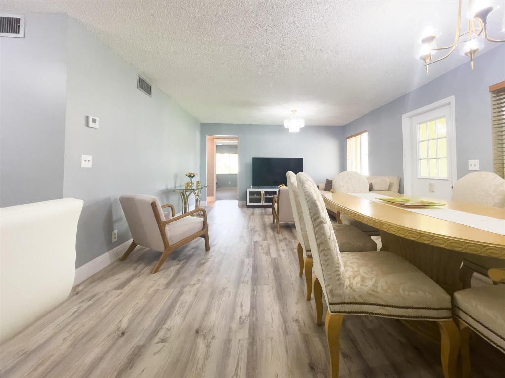 340 Knotty Pine Cir B2