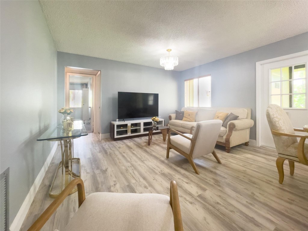 340 Knotty Pine Cir B2