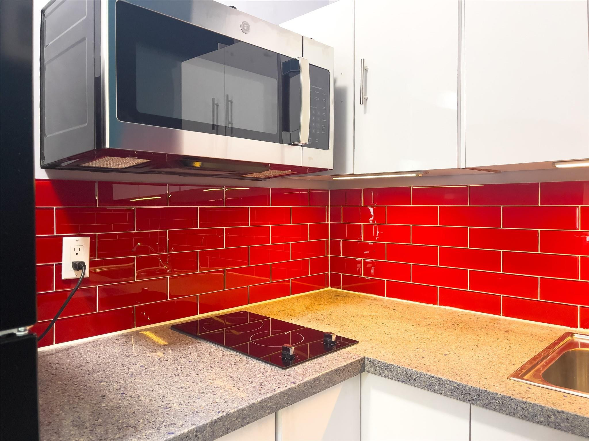 470 NW 126th St