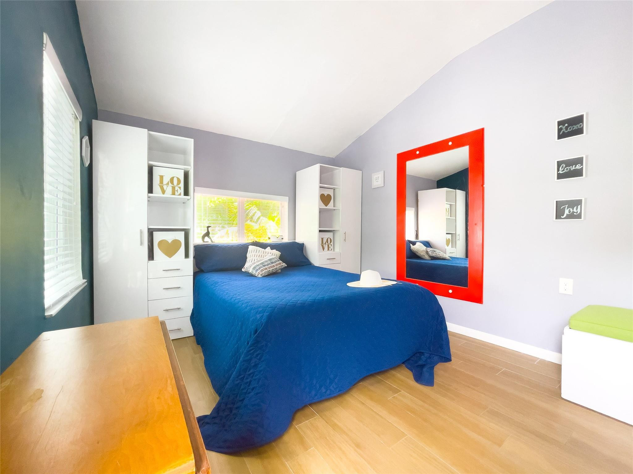 470 NW 126th St
