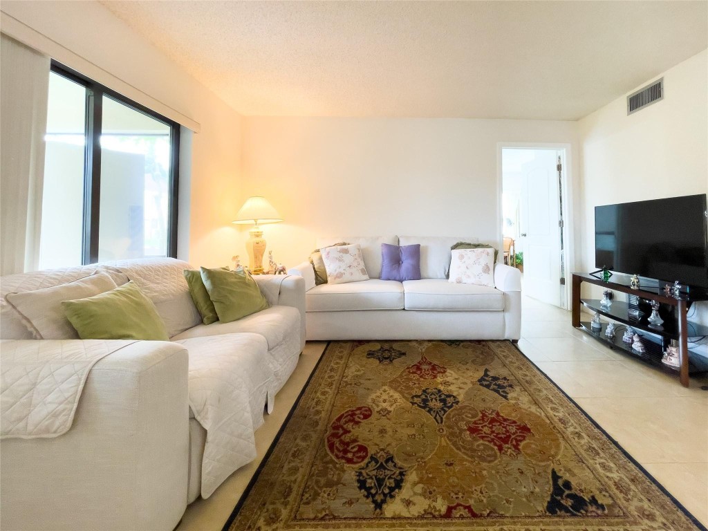 322 Knotty Pine Cir A1