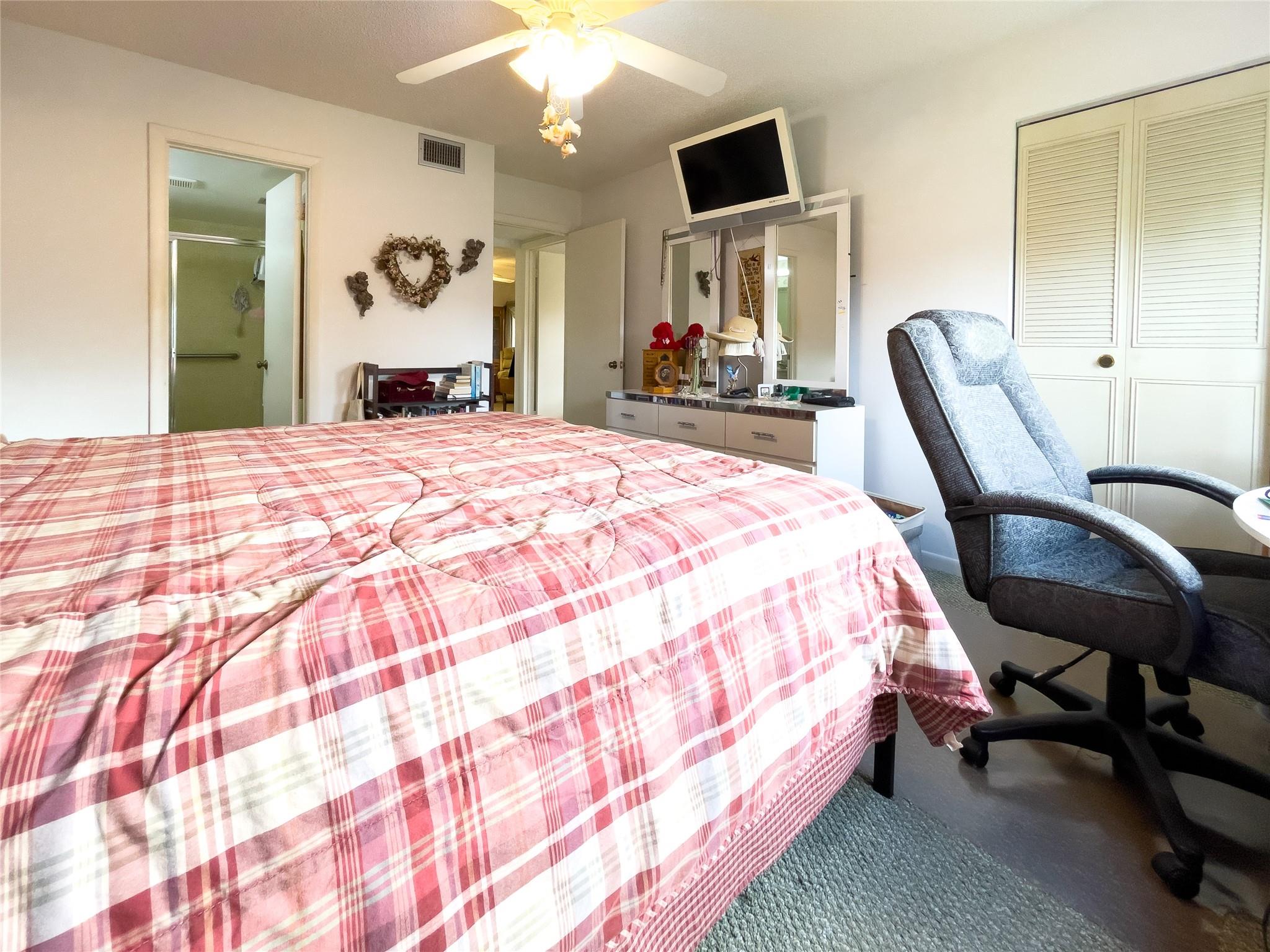 329 Knotty Pine Cir C2