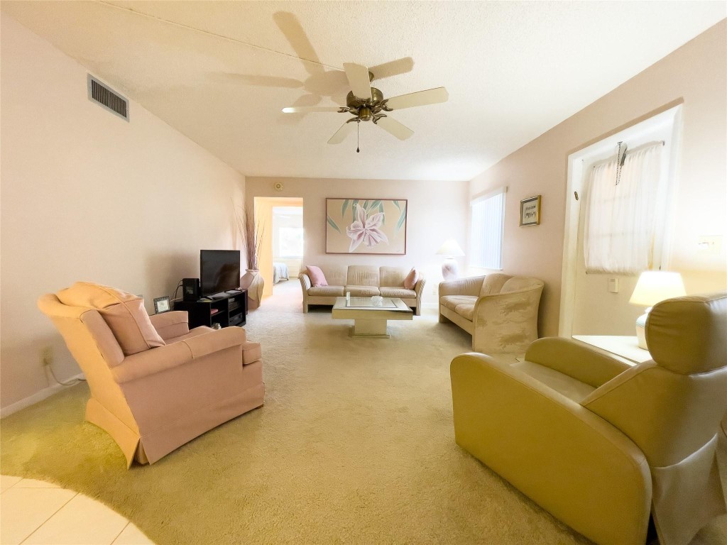 339 Knotty Pine Cir B1