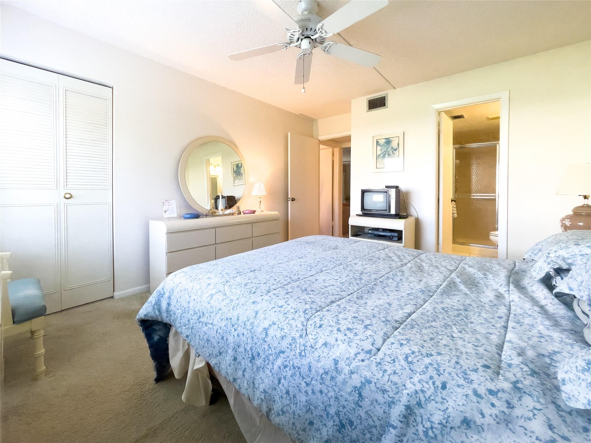 339 Knotty Pine Cir B1
