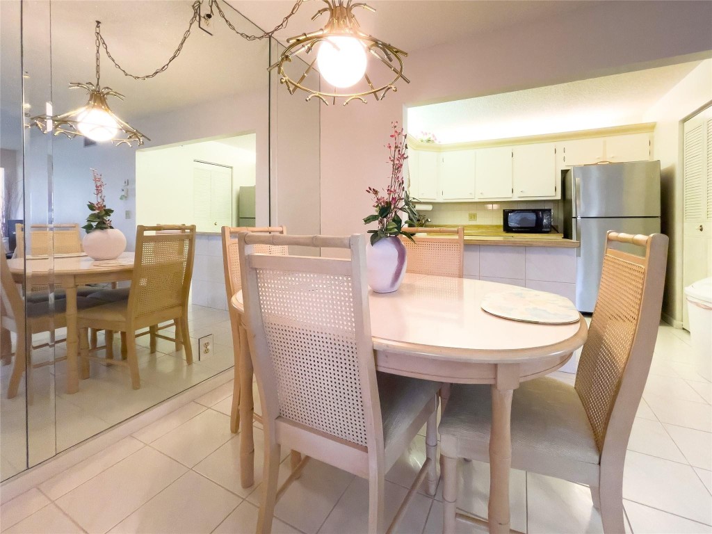 339 Knotty Pine Cir B1