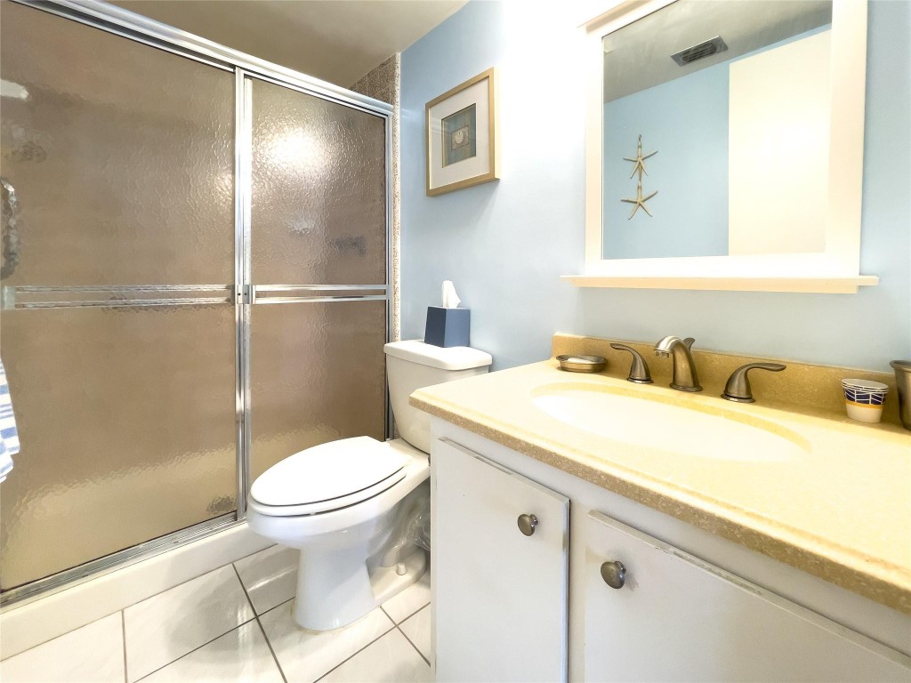 339 Knotty Pine Cir B1