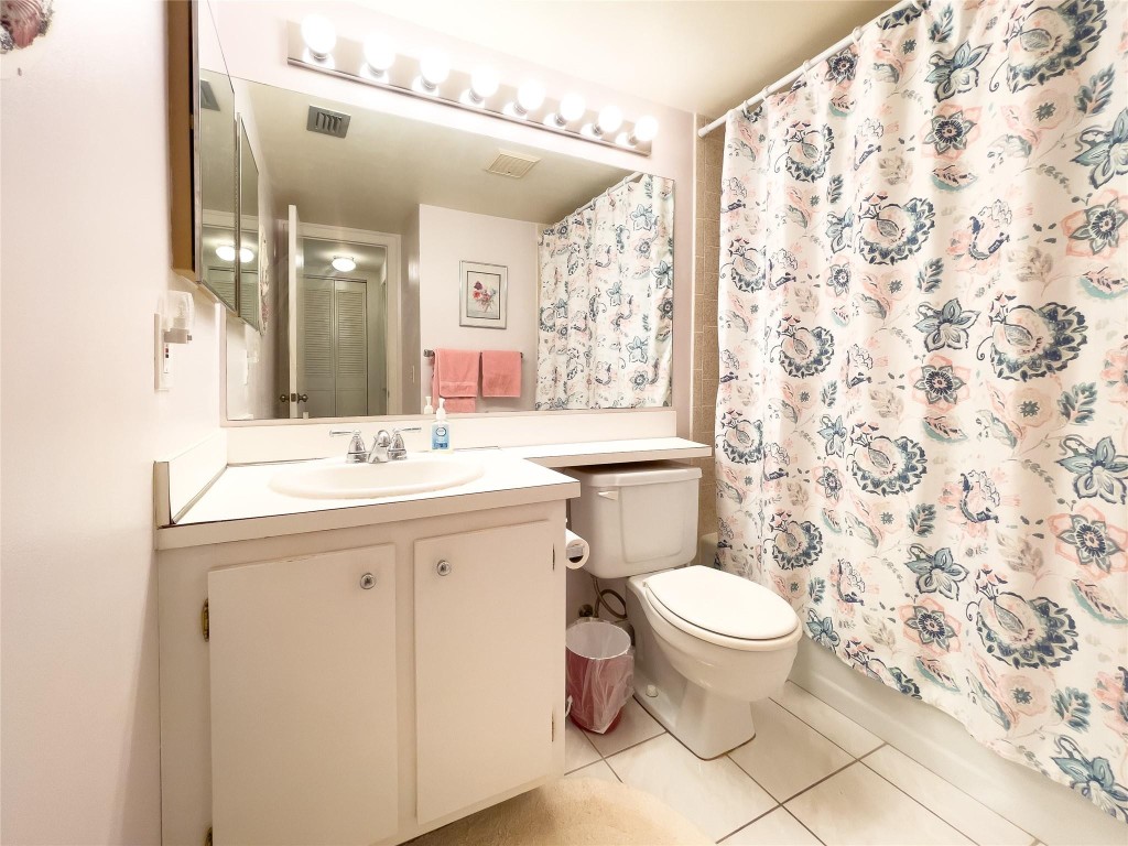 339 Knotty Pine Cir B1