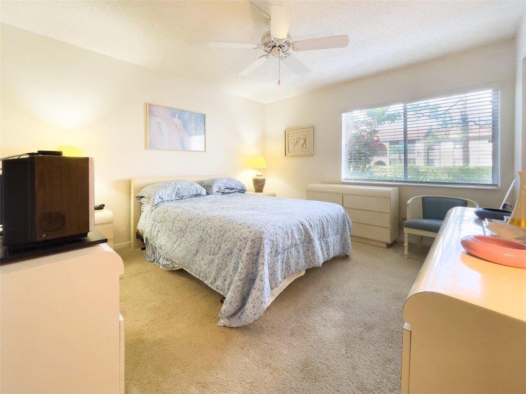 339 Knotty Pine Cir B1