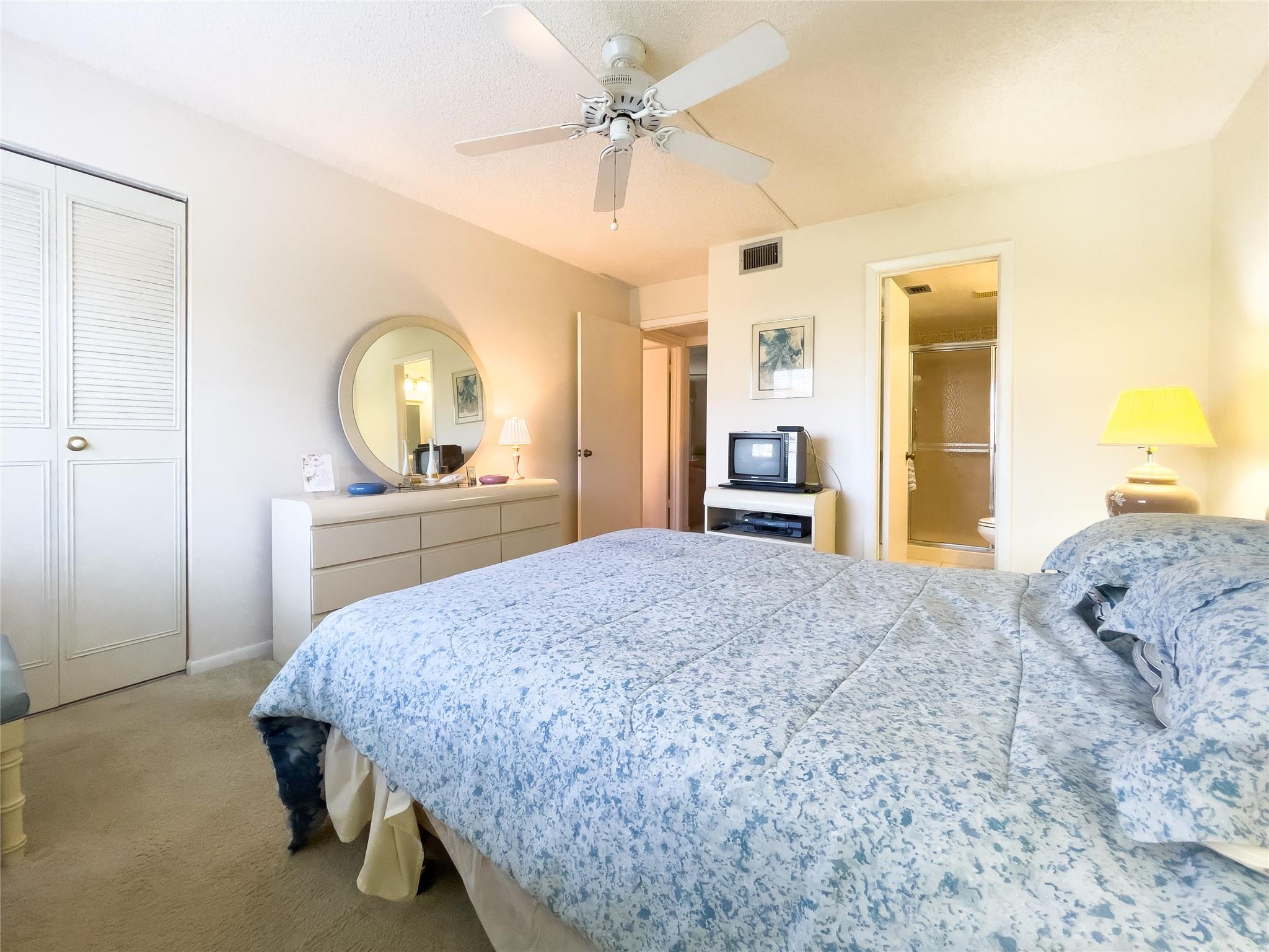 339 Knotty Pine Cir B1