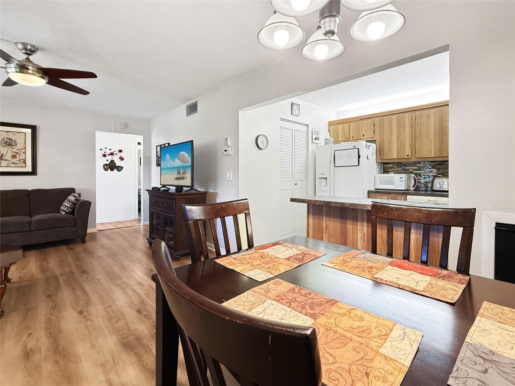 330 Knotty Pine Cir A1