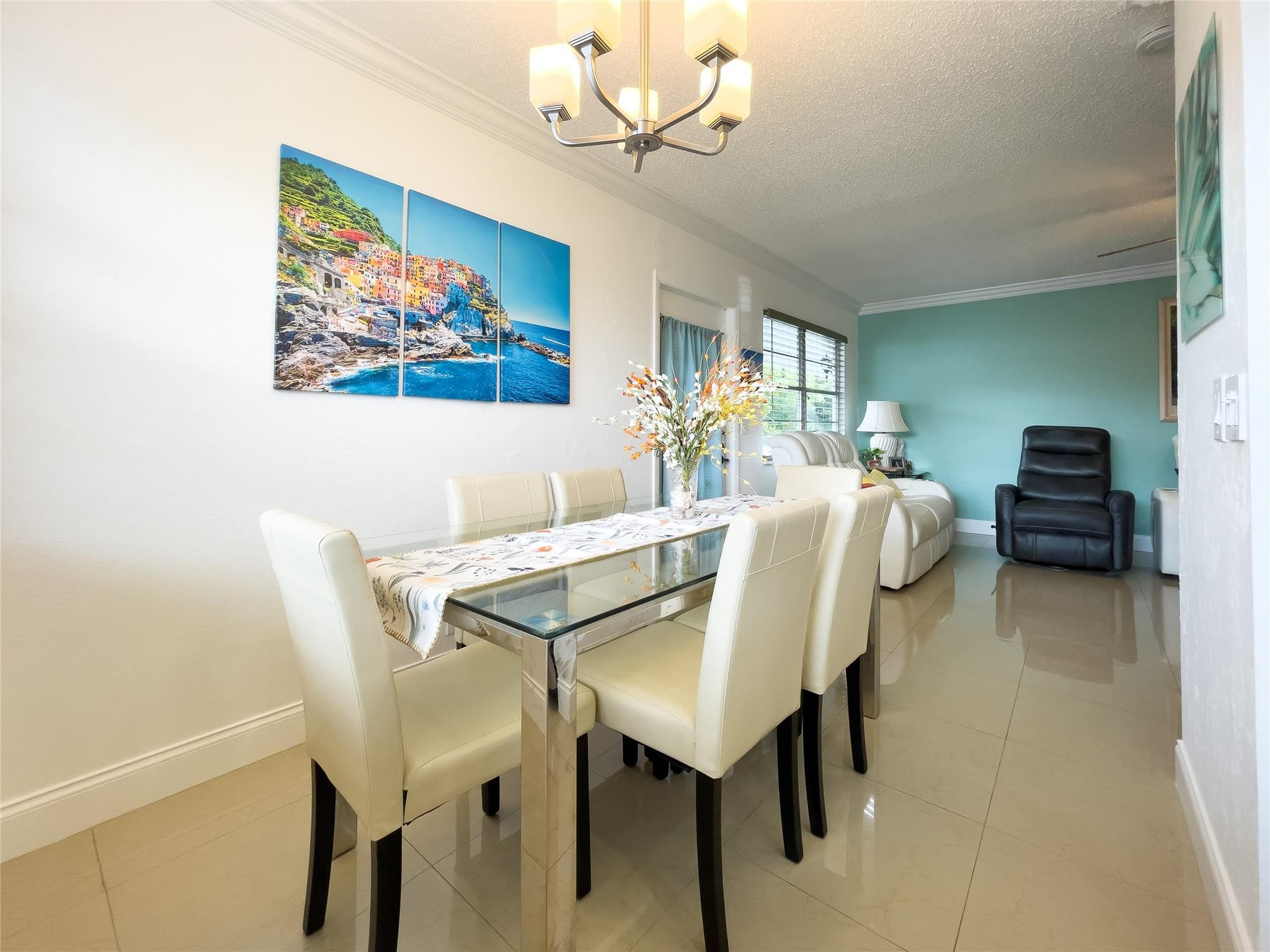 301 Oakridge Q 301