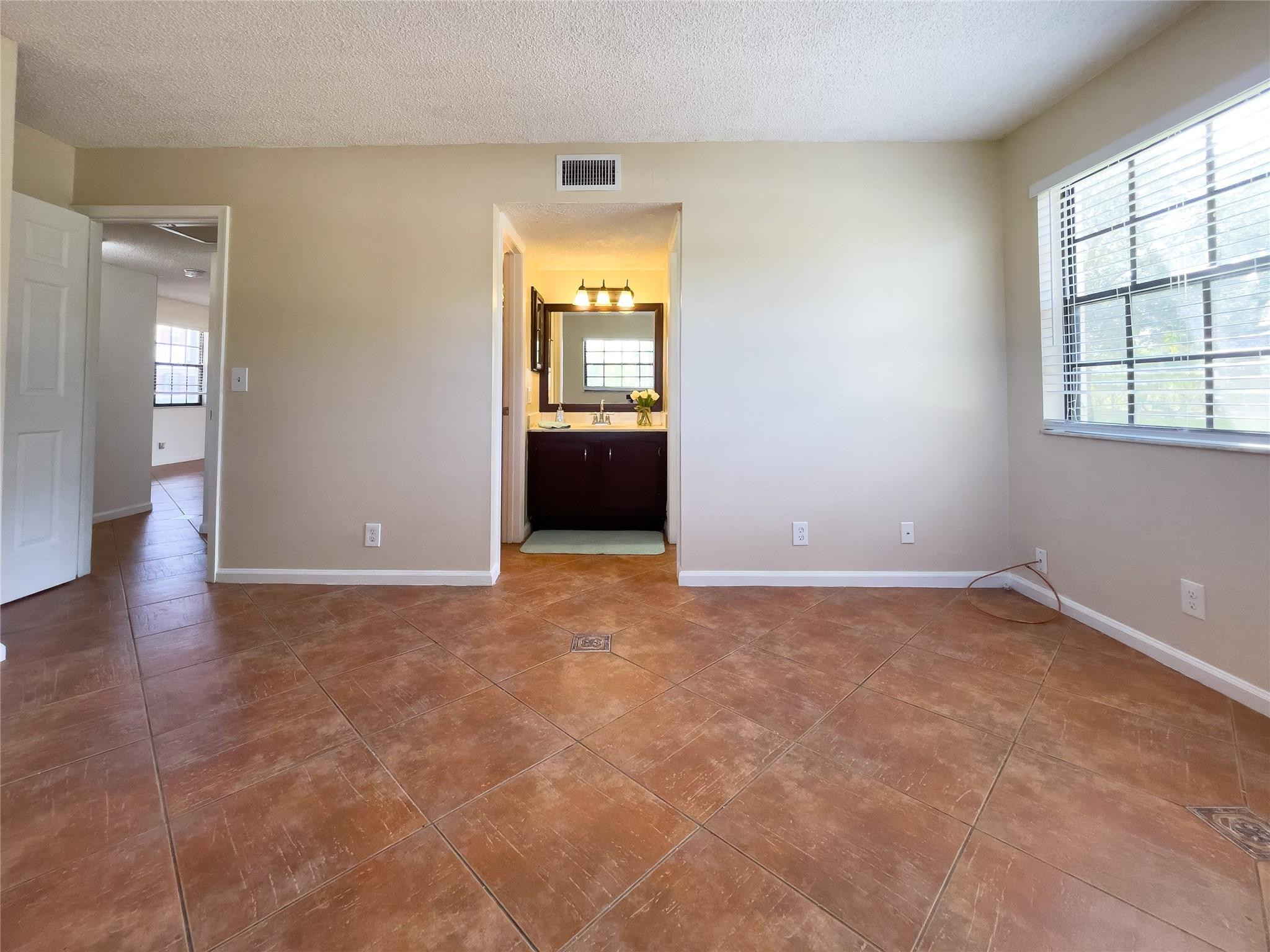 4729 Oak Terrace Dr 4729