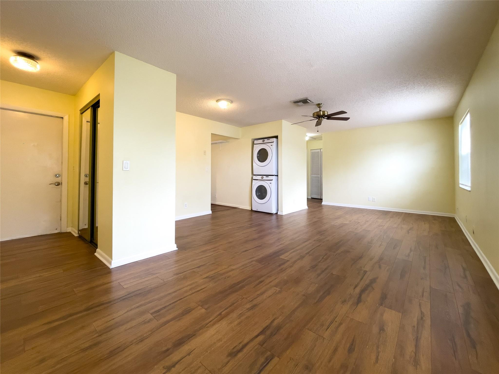 1127 S Federal Hwy
