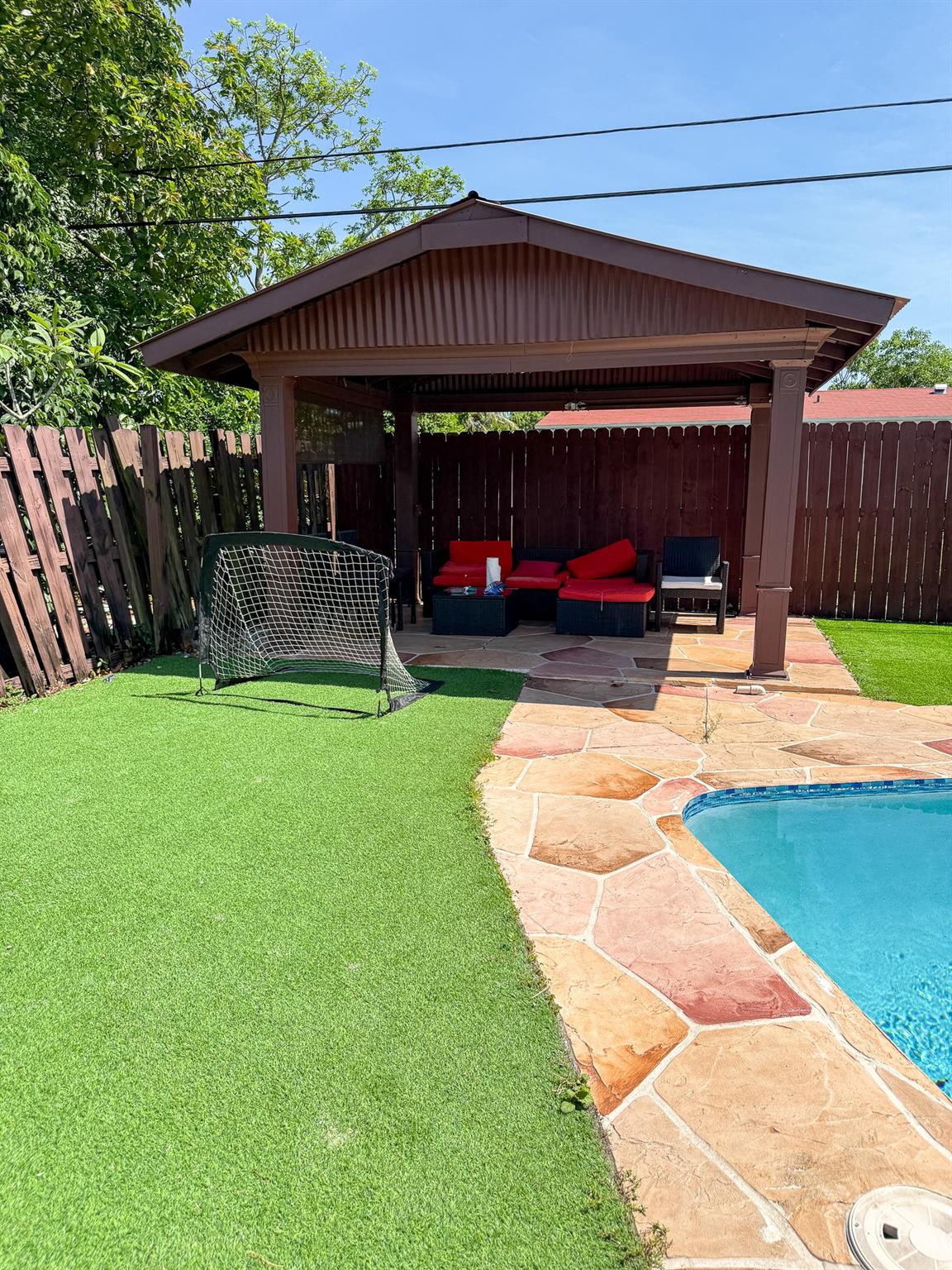 6260 NW 14th St