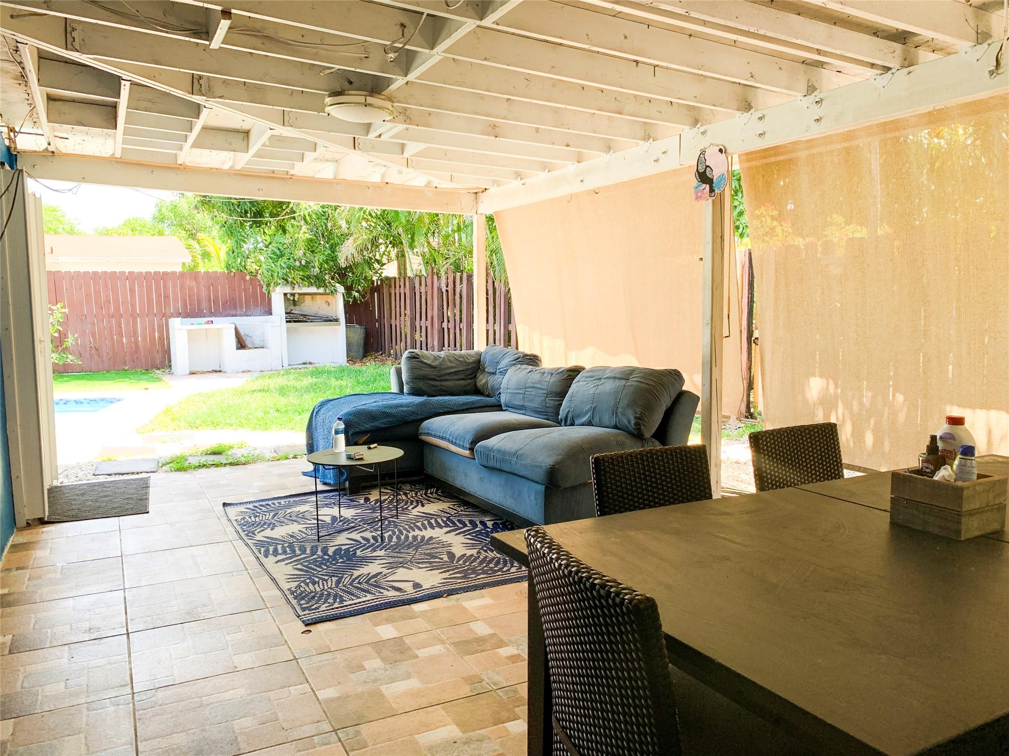 6260 NW 14th St