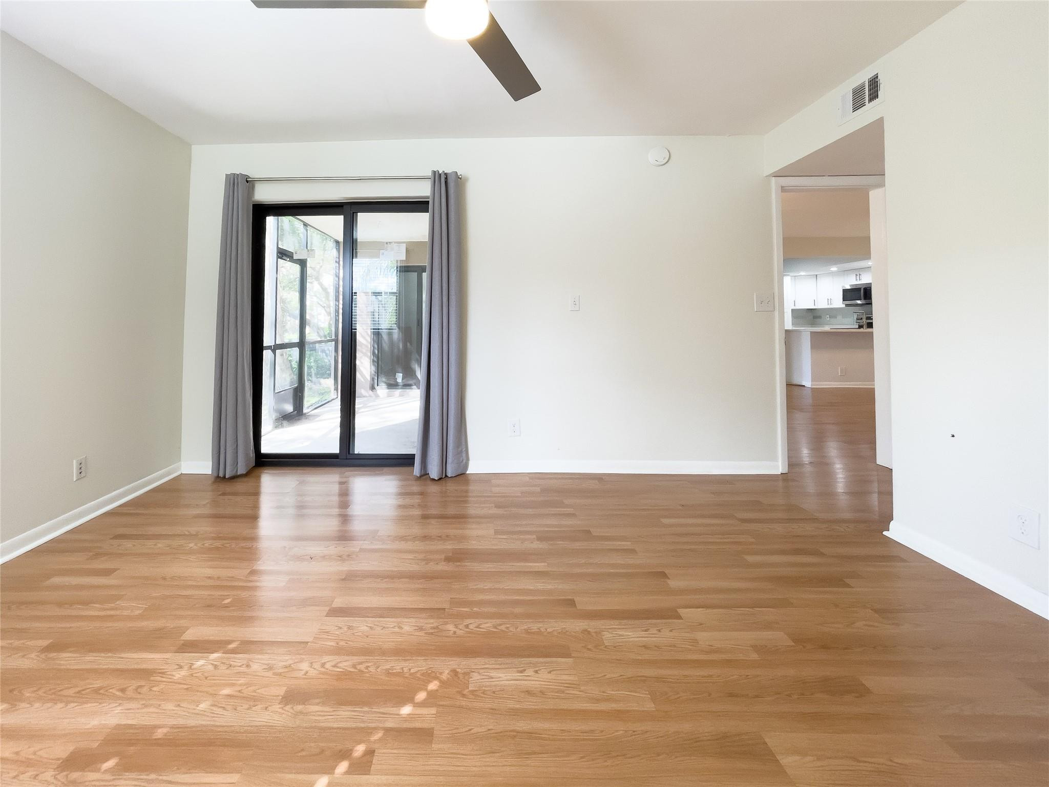 10121 W Sunrise Blvd 102