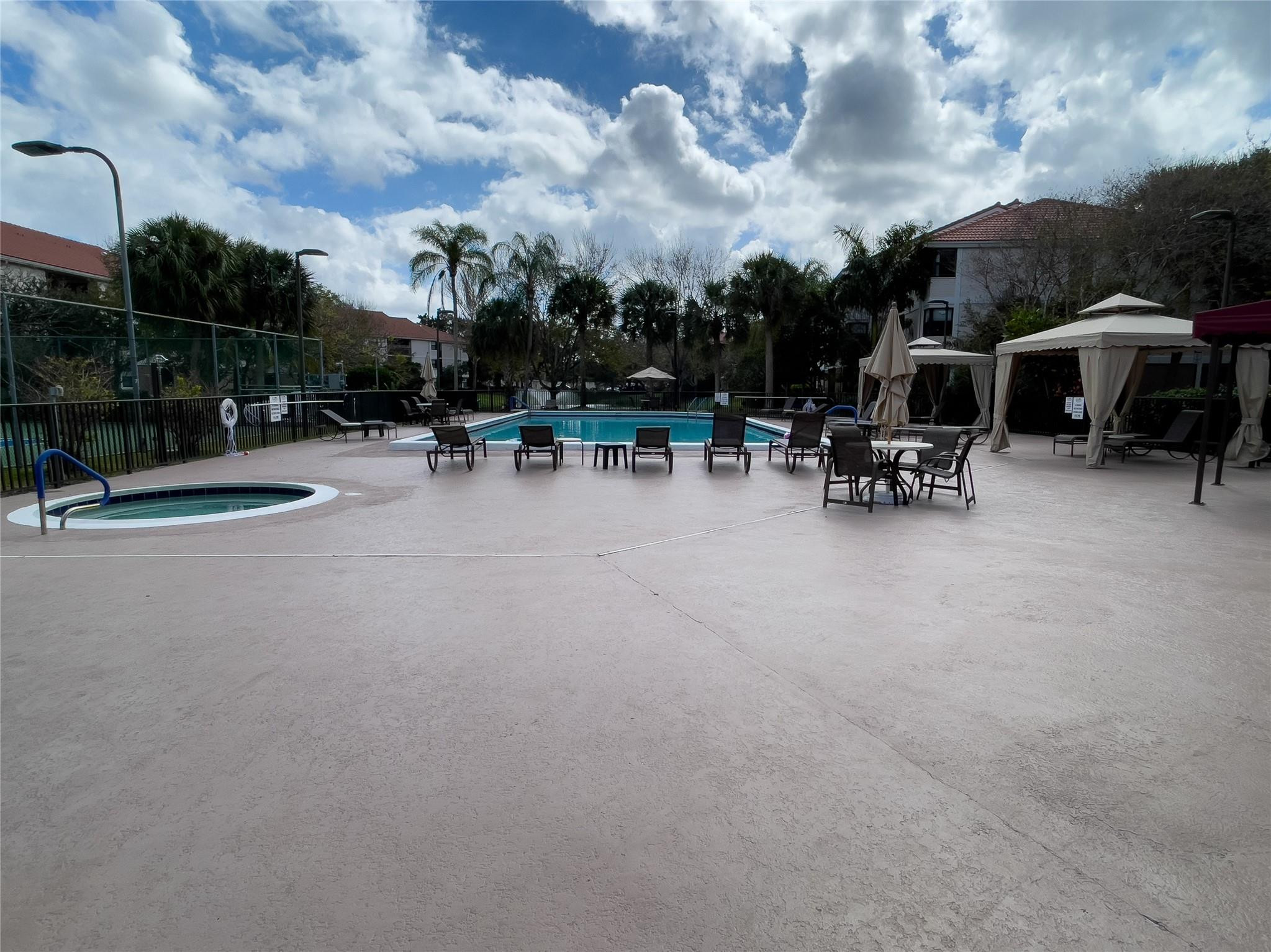 10121 W Sunrise Blvd 102