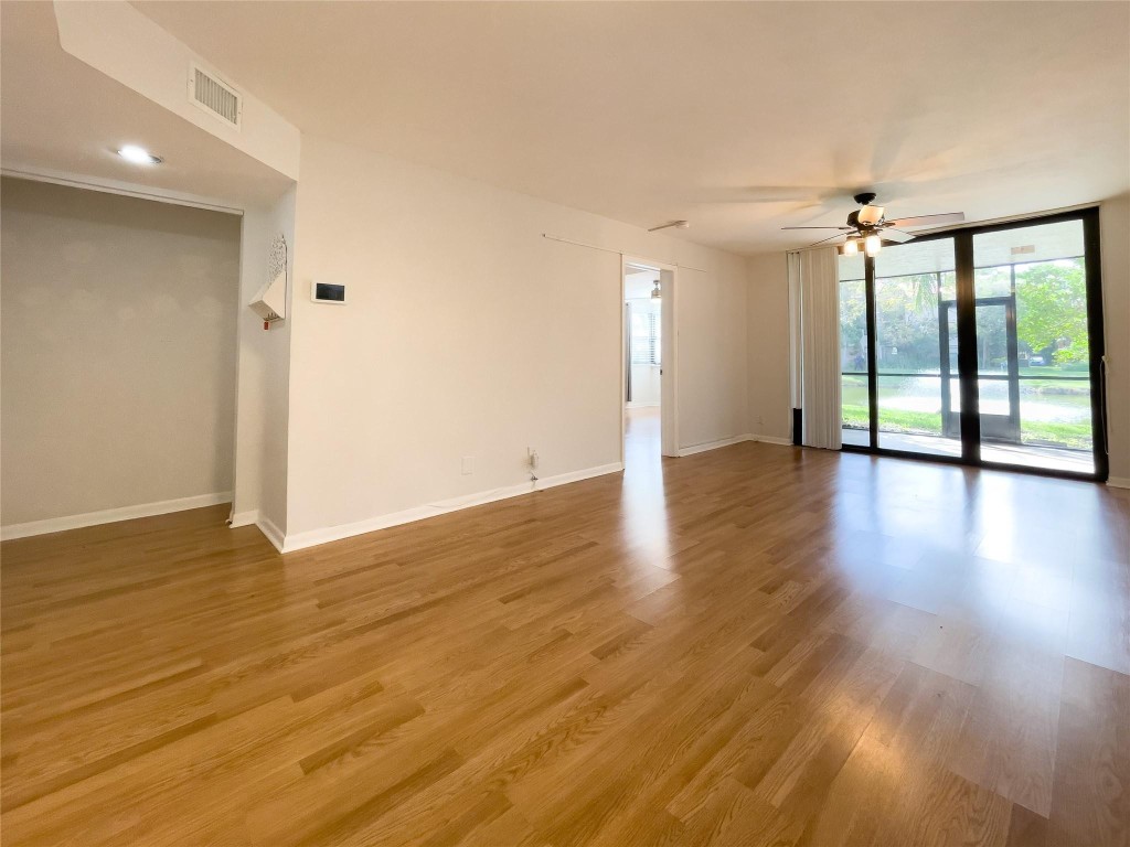 10121 W Sunrise Blvd 102