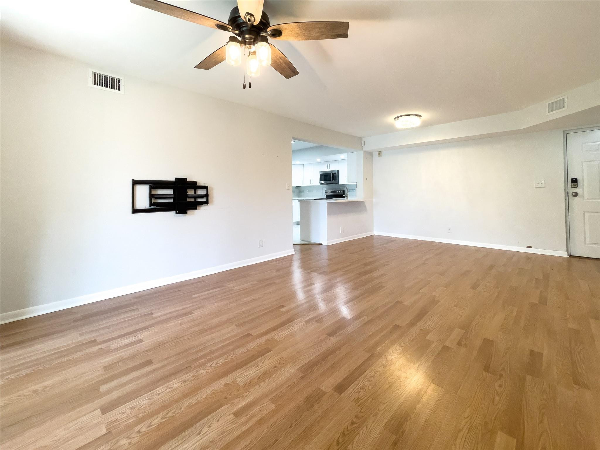 10121 W Sunrise Blvd 102