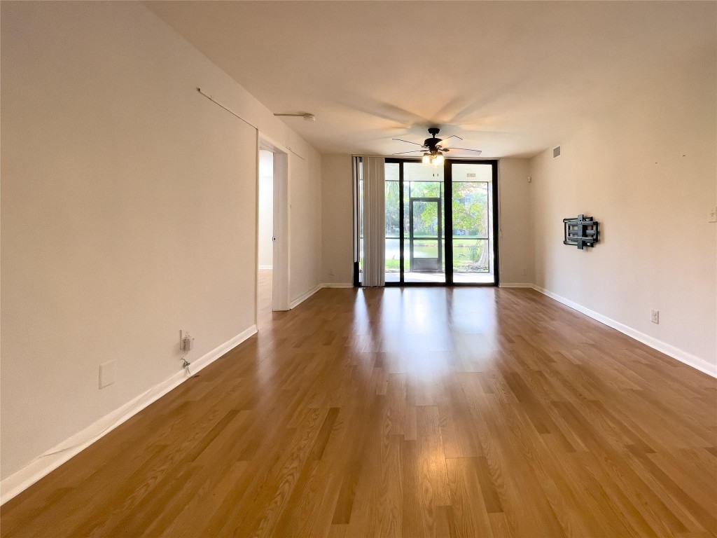 10121 W Sunrise Blvd 102