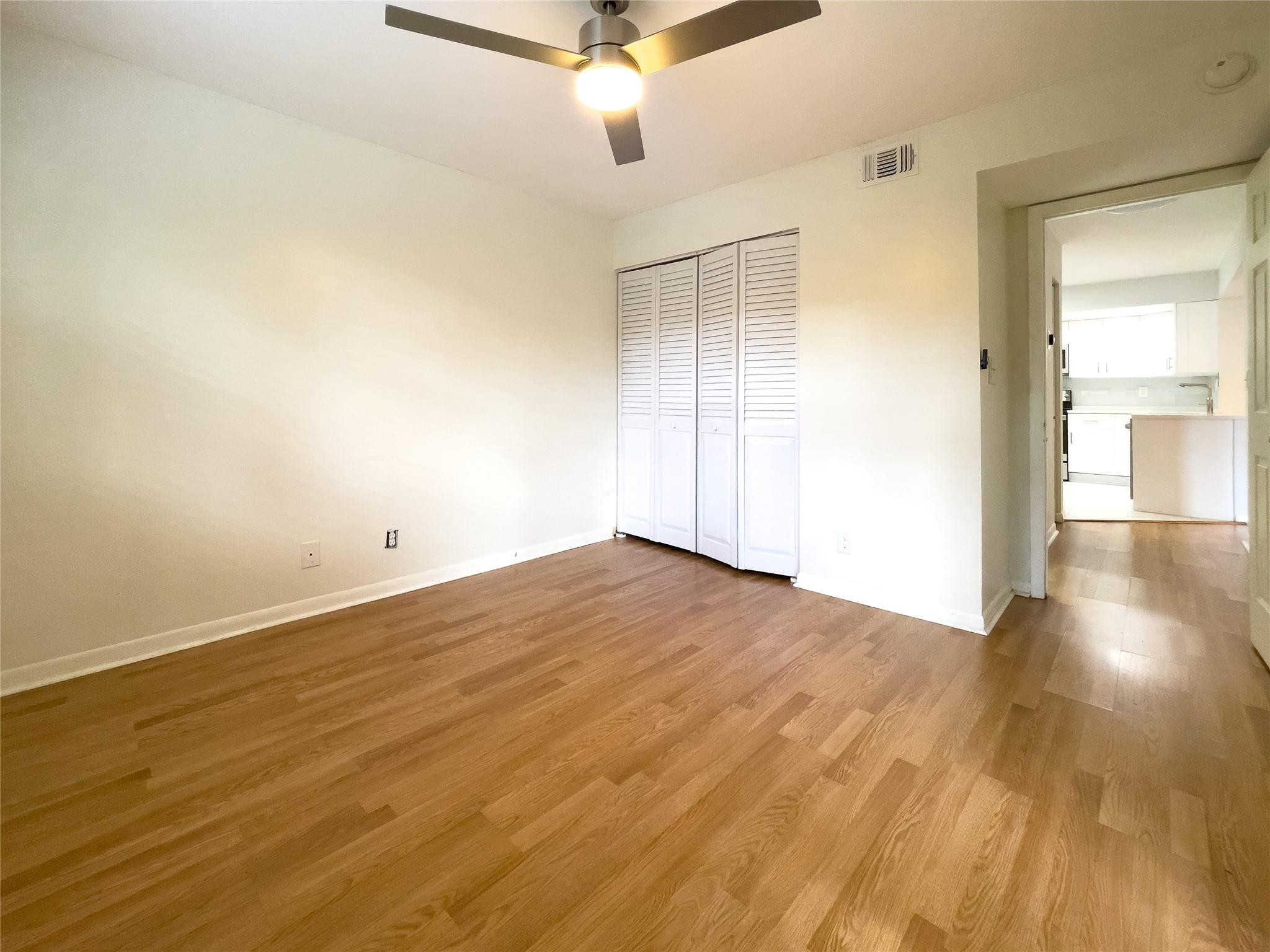 10121 W Sunrise Blvd 102