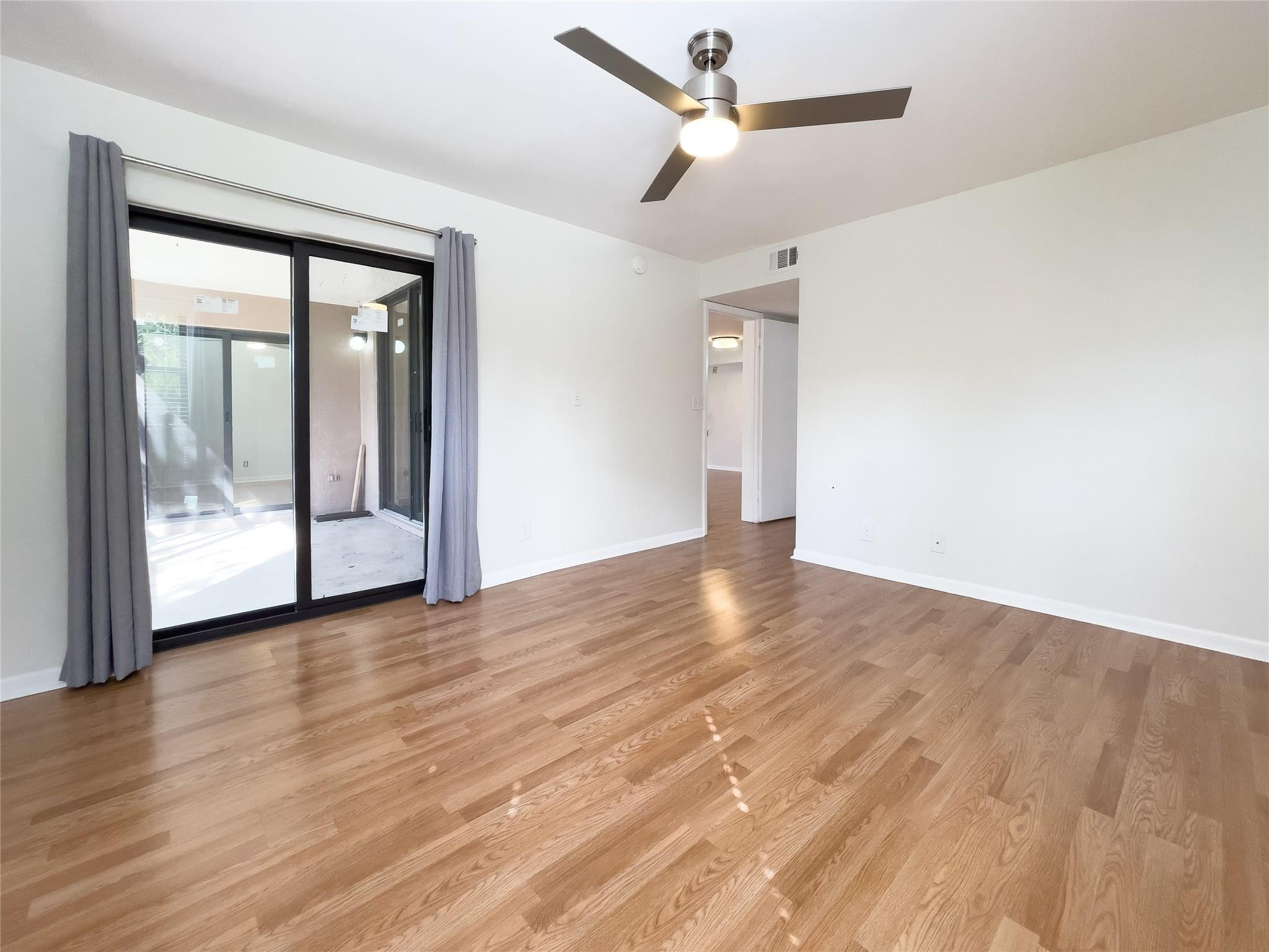 10121 W Sunrise Blvd 102