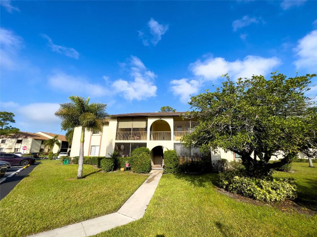 317 Knotty Pine Cir C2