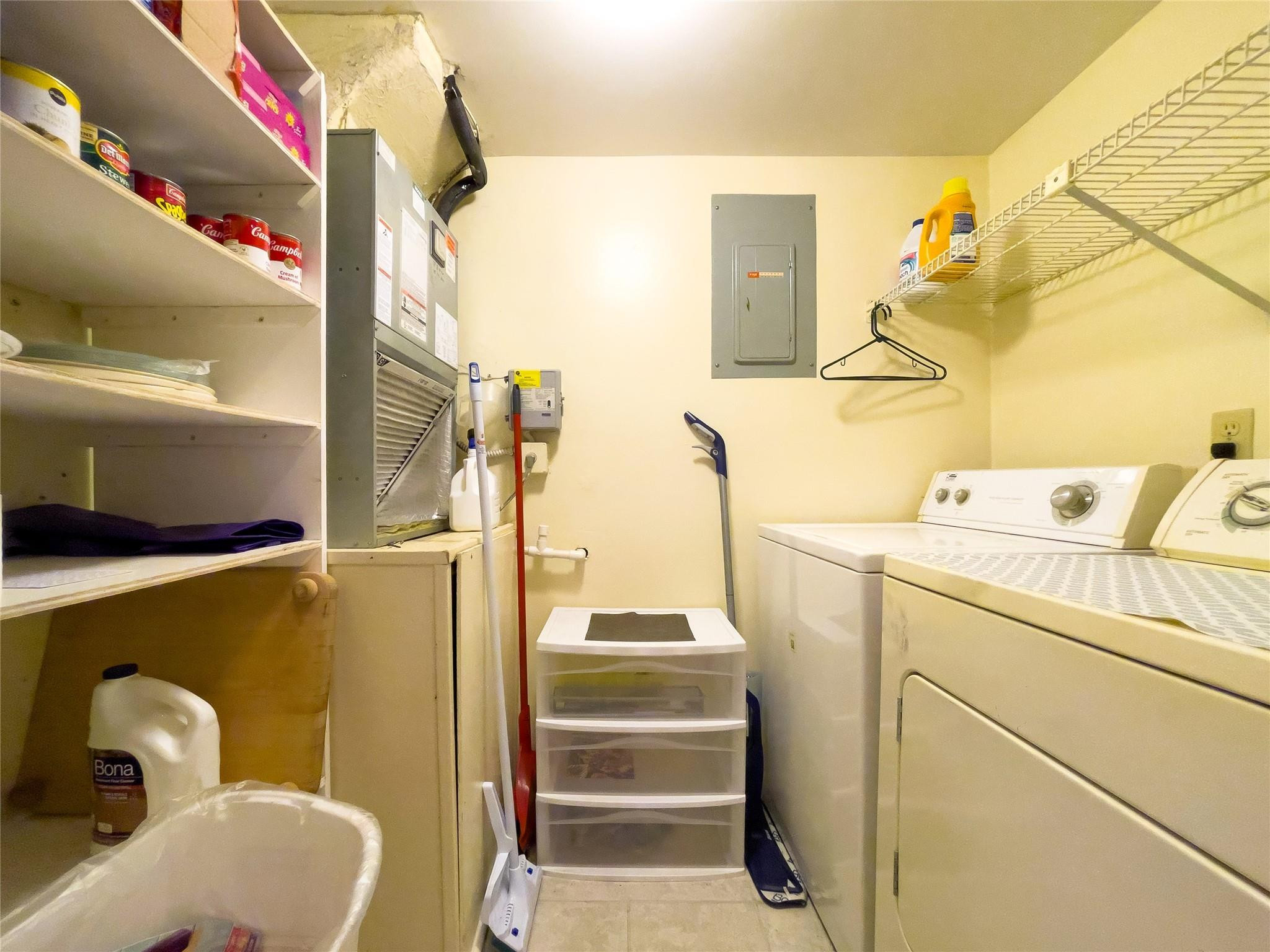 317 Knotty Pine Cir C2