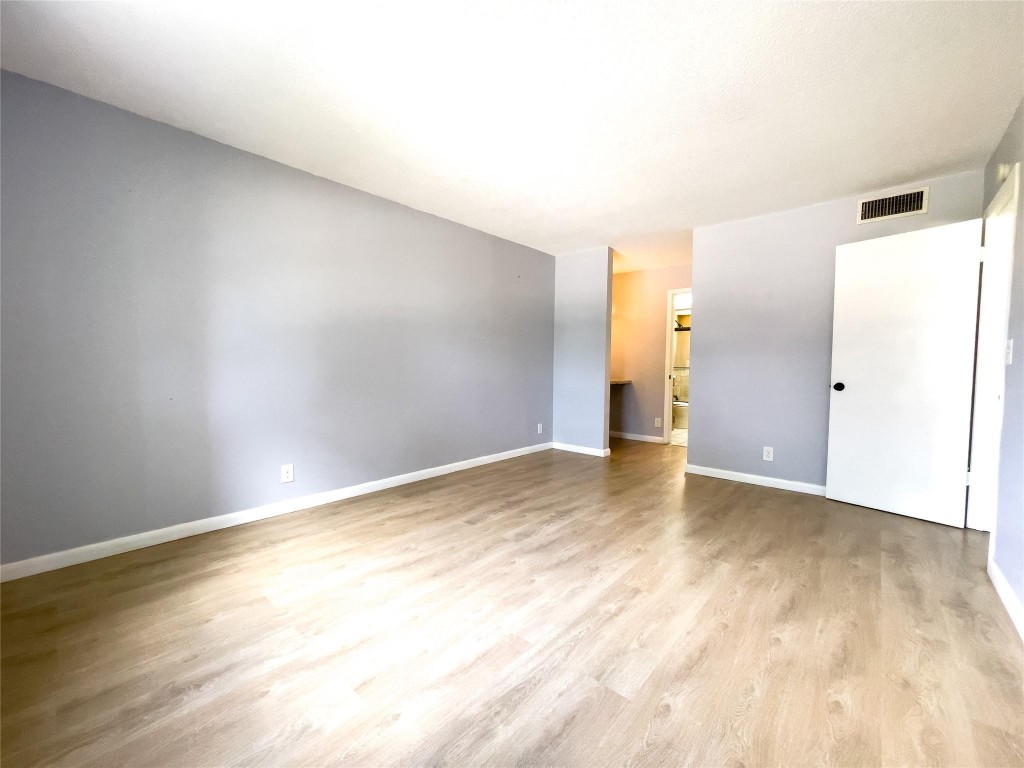 2801 NW 47th Ter 105B