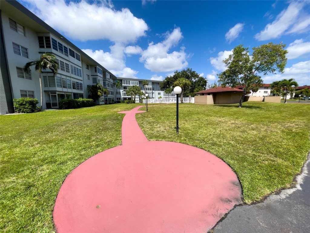 2801 NW 47th Ter 105B