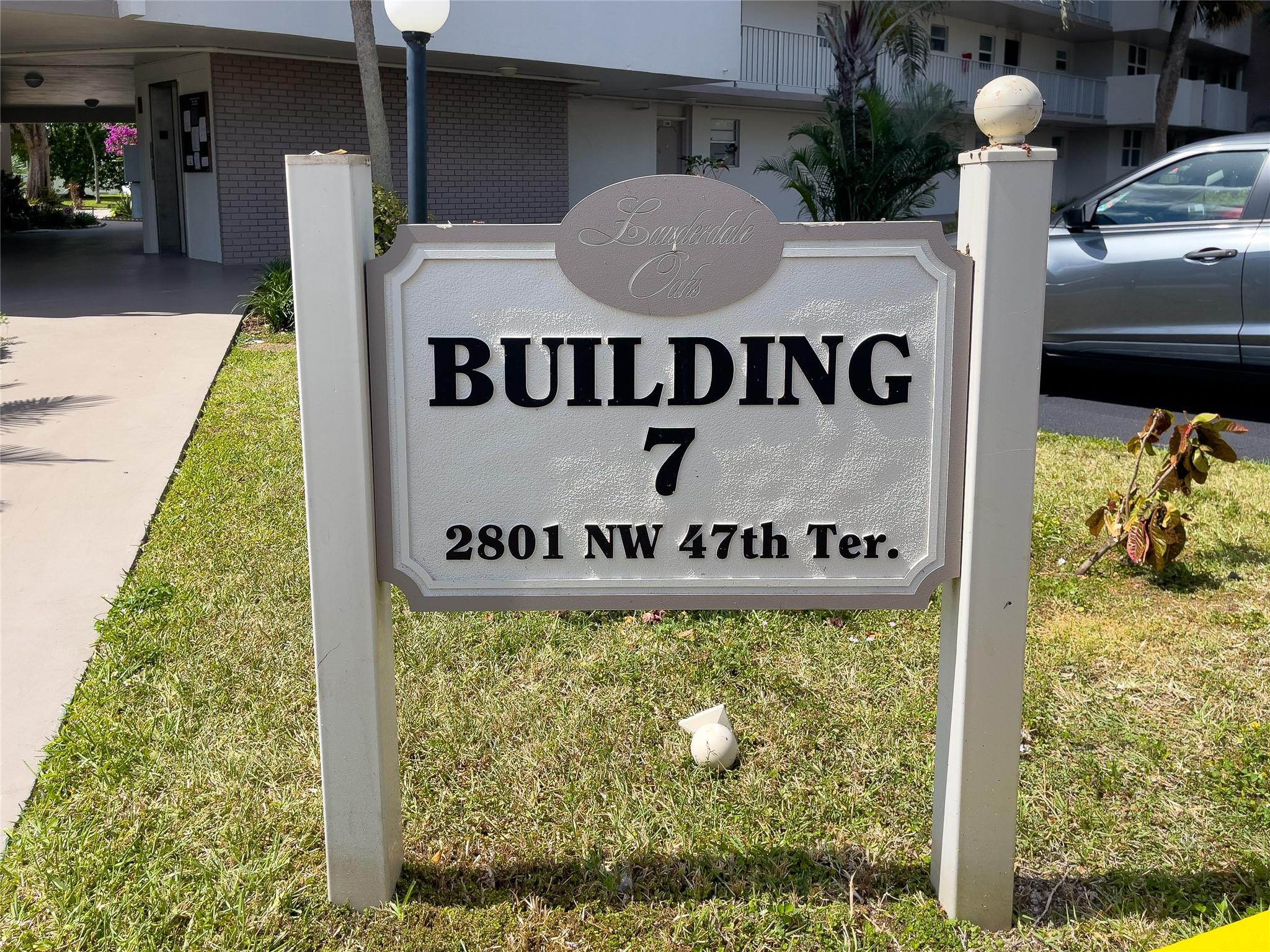 2801 NW 47th Ter 105B