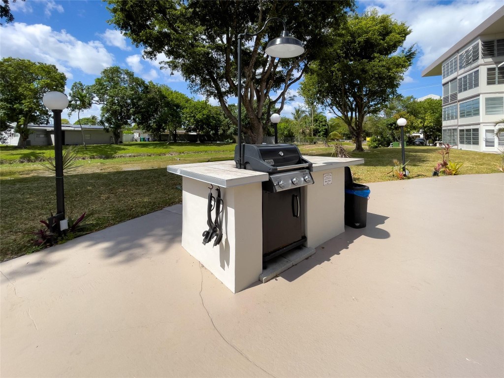 2801 NW 47th Ter 105B