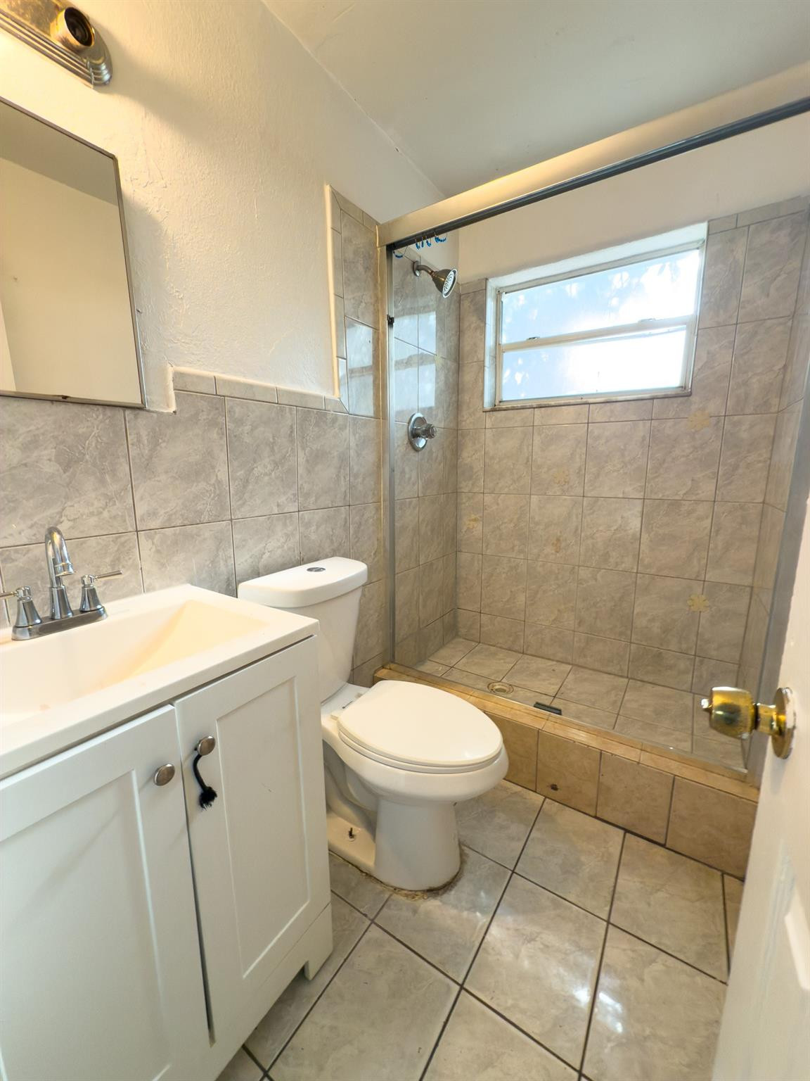 1717 NW 8th Pl 2