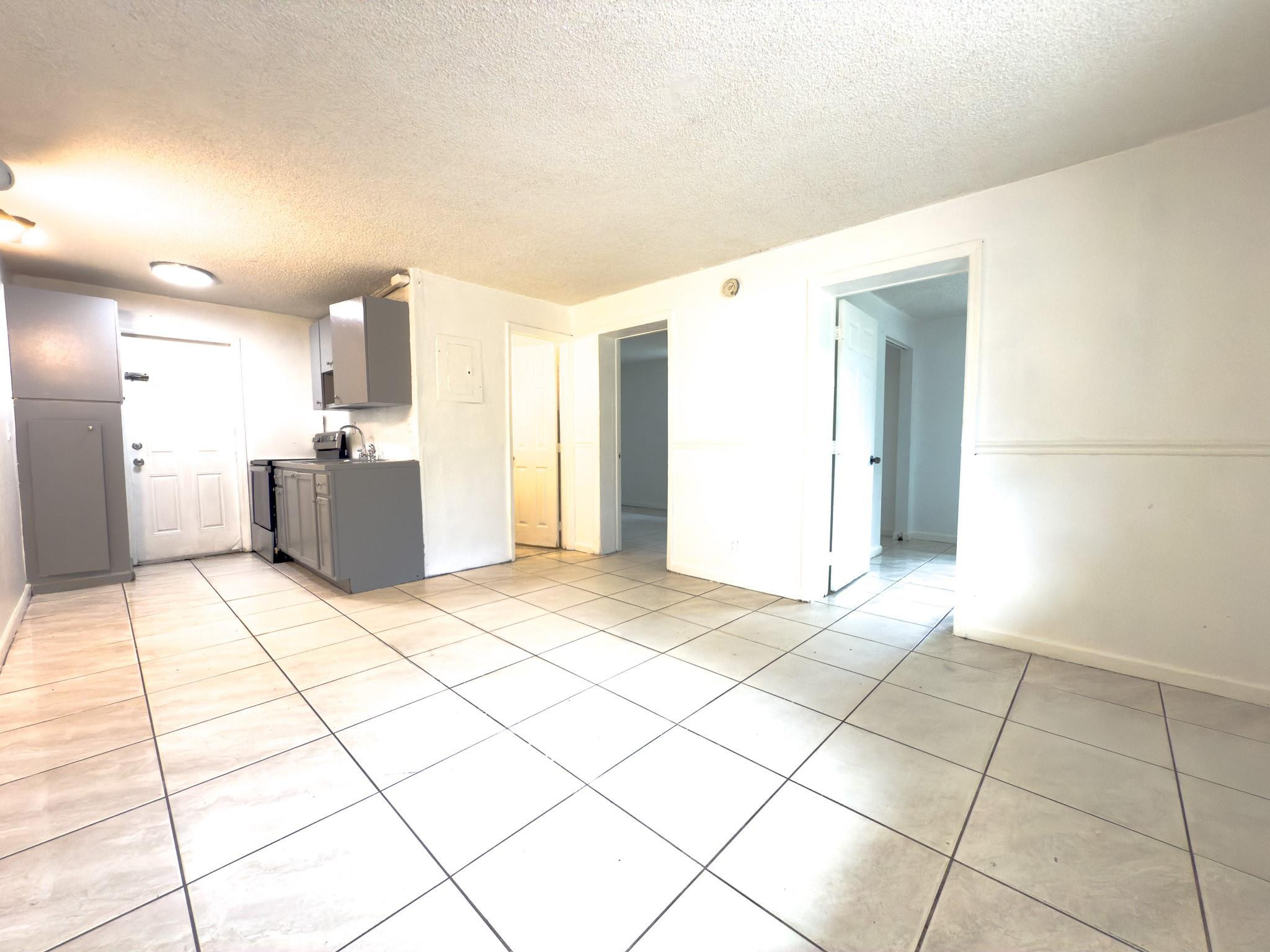 1717 NW 8th Pl 2
