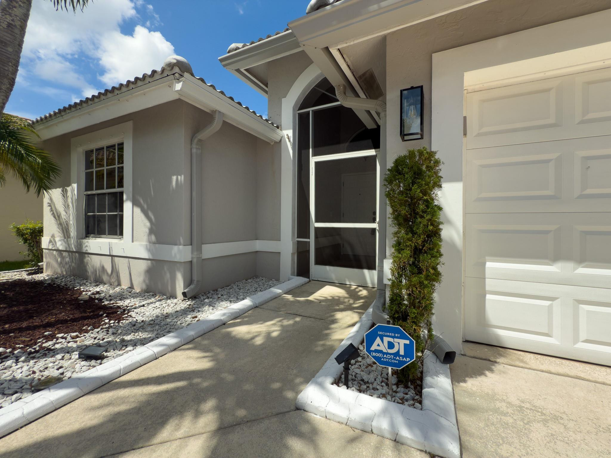 12204 Sunset Point Cir