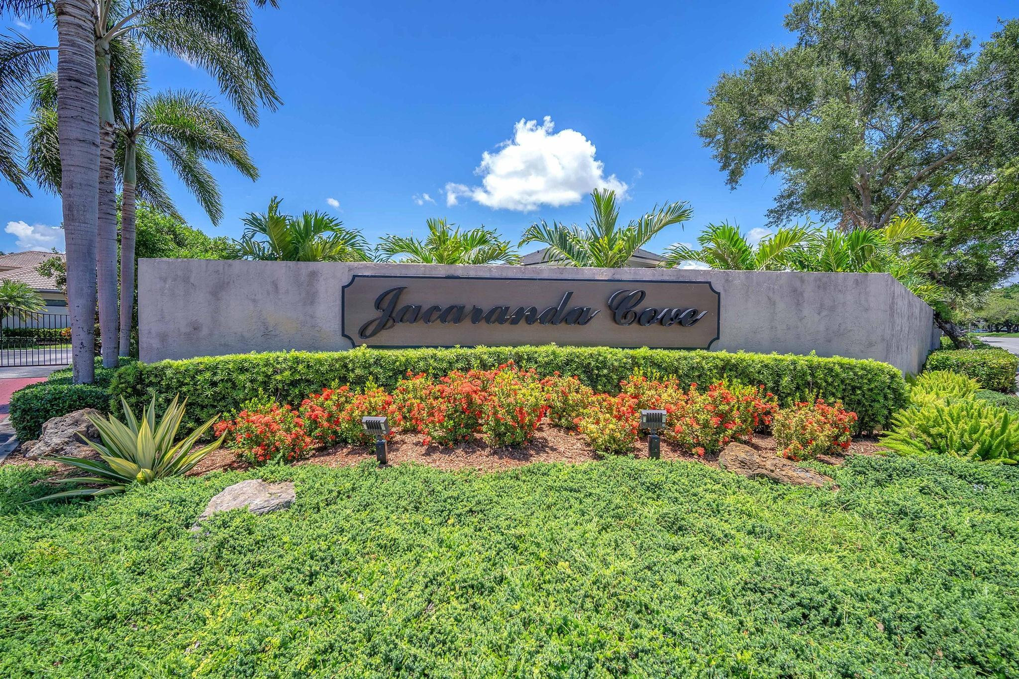 820 SW 87th Ter