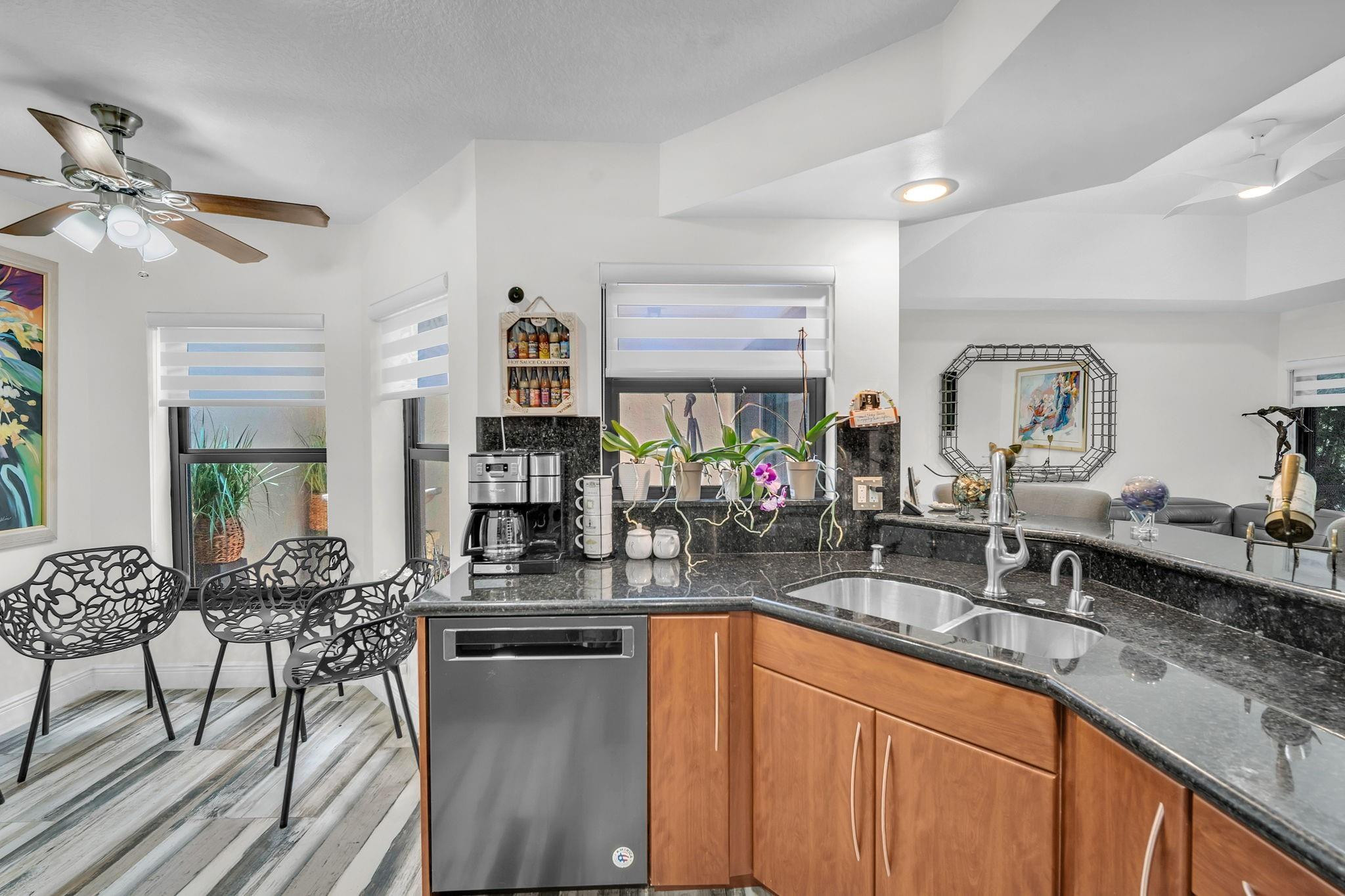 820 SW 87th Ter