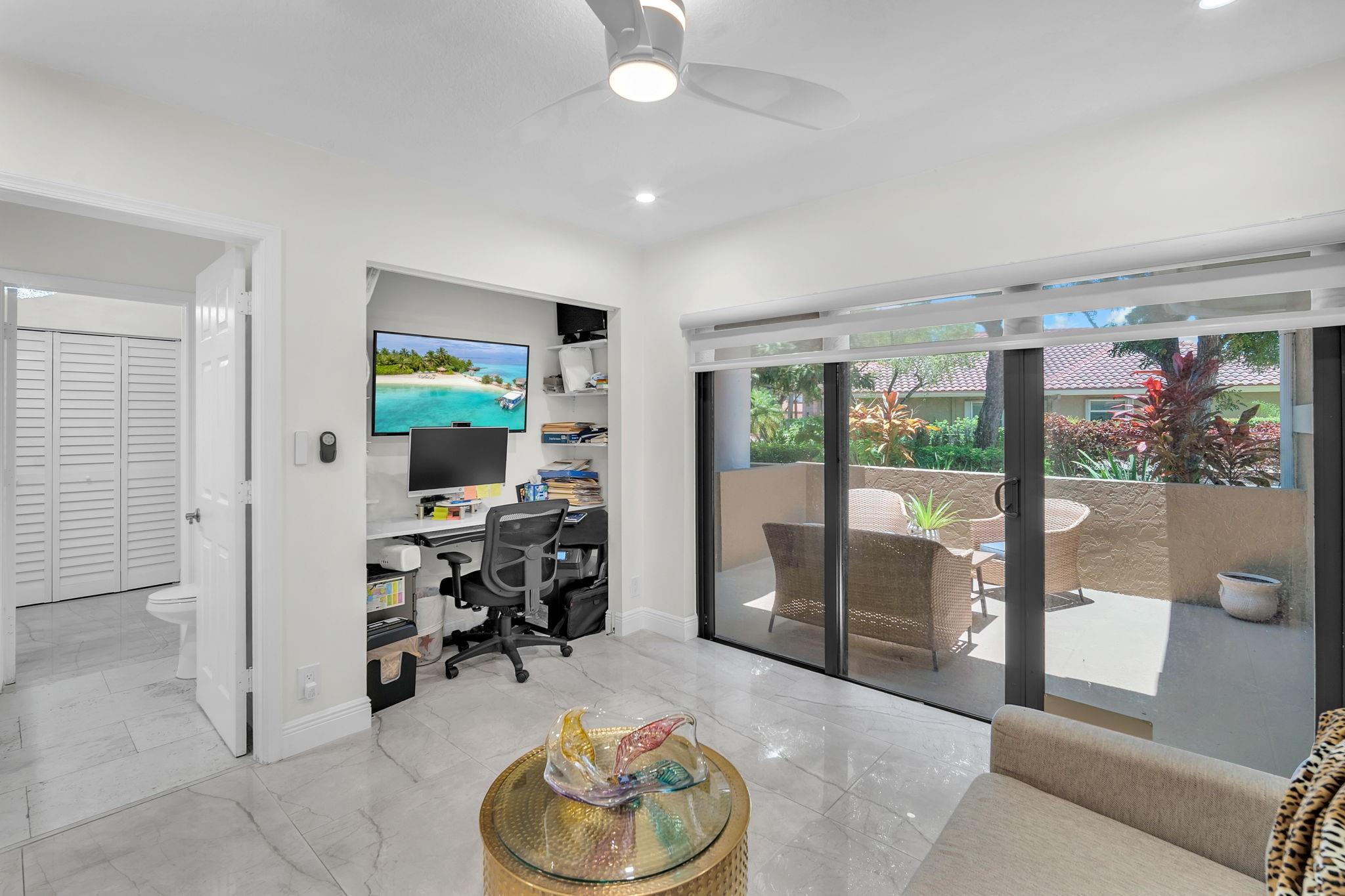 820 SW 87th Ter