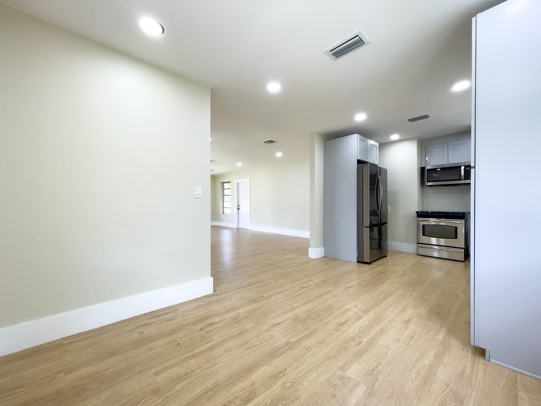 2287 NW 63rd St