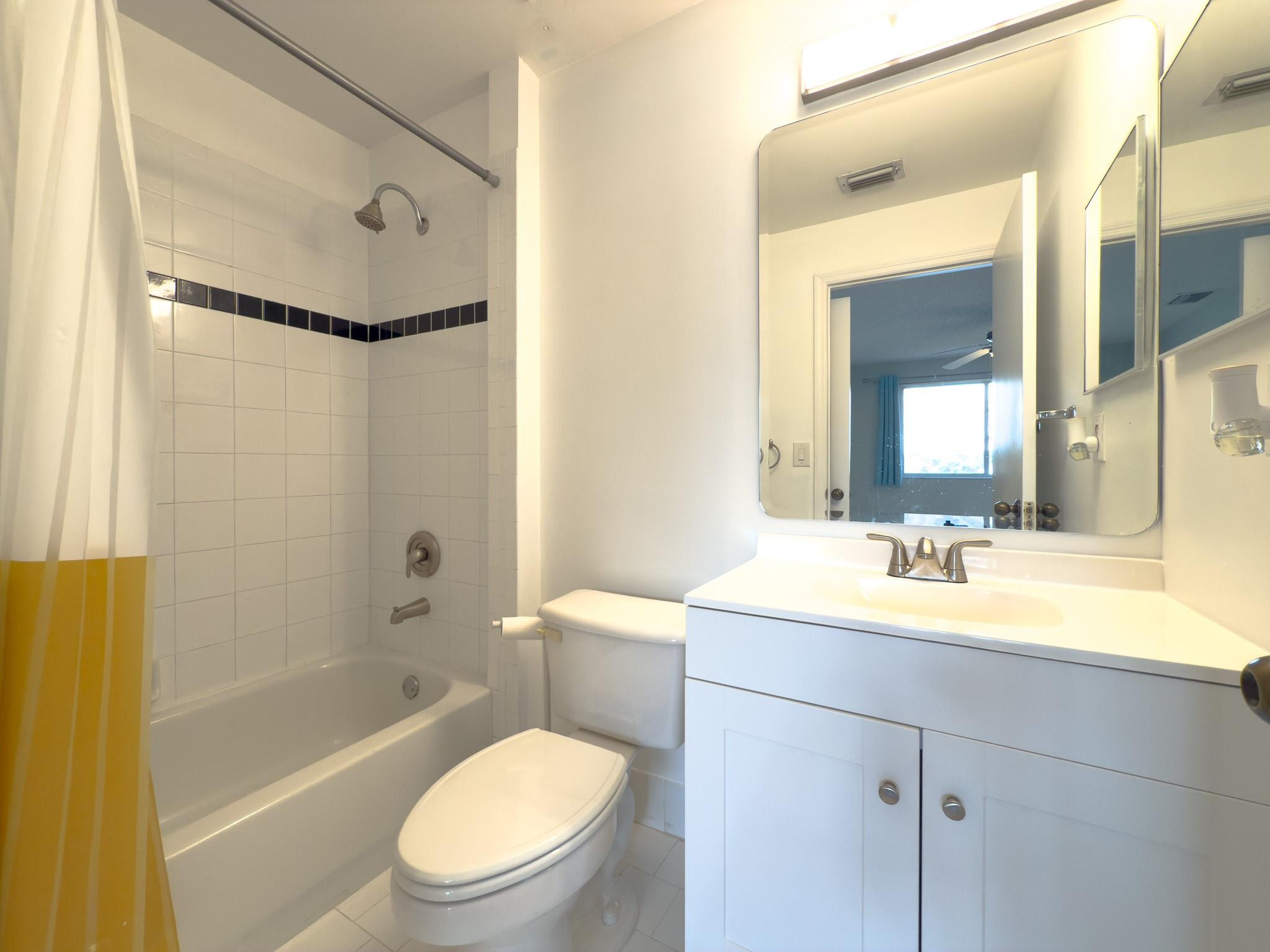 1705 SW 110th Ter