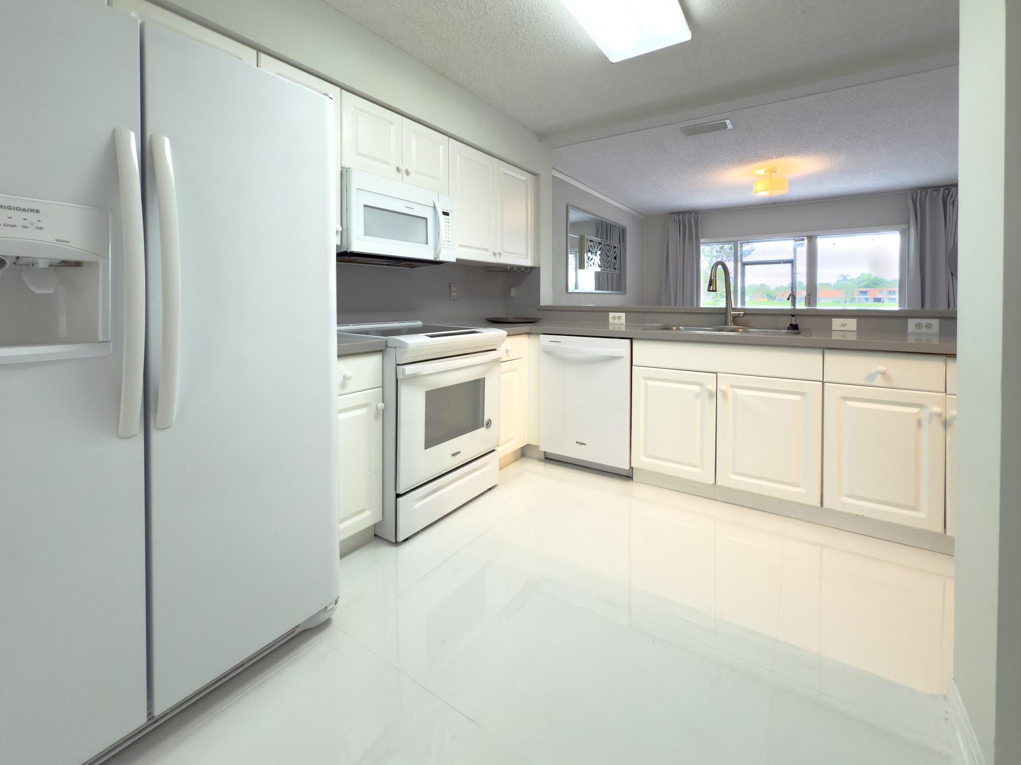1705 SW 110th Ter
