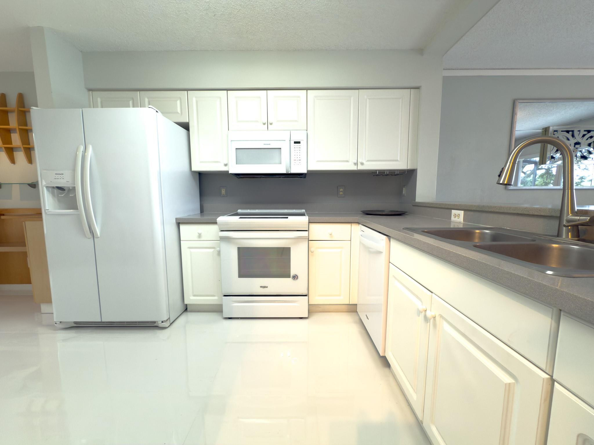 1705 SW 110th Ter