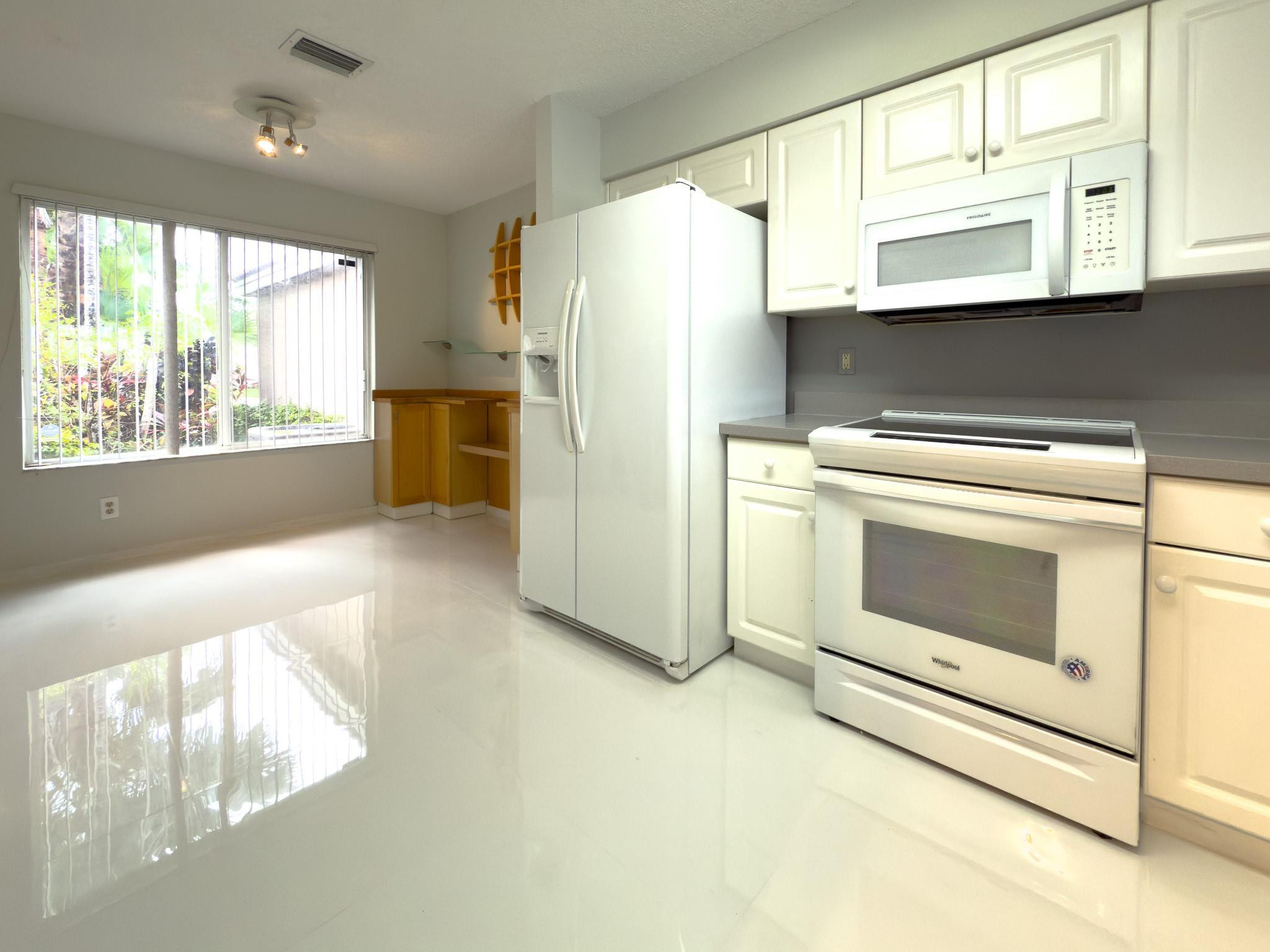 1705 SW 110th Ter