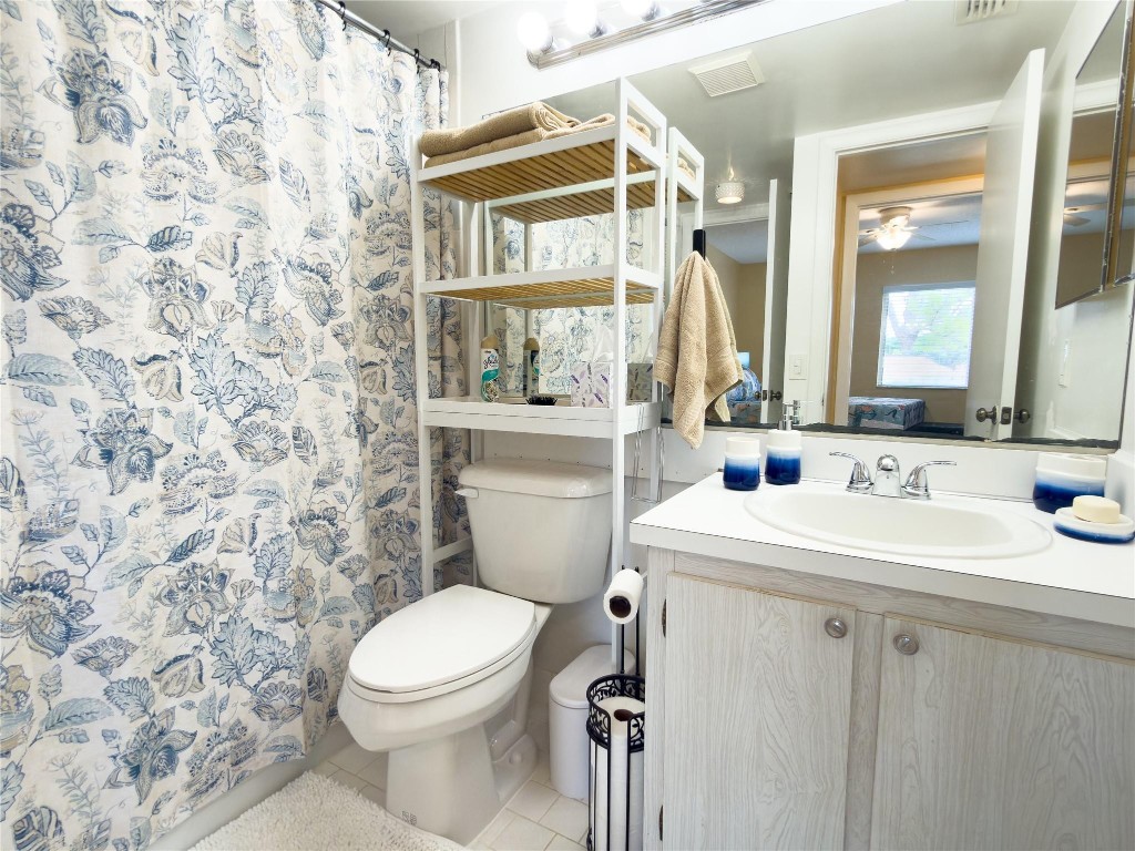 320 Knotty Pine Cir A2