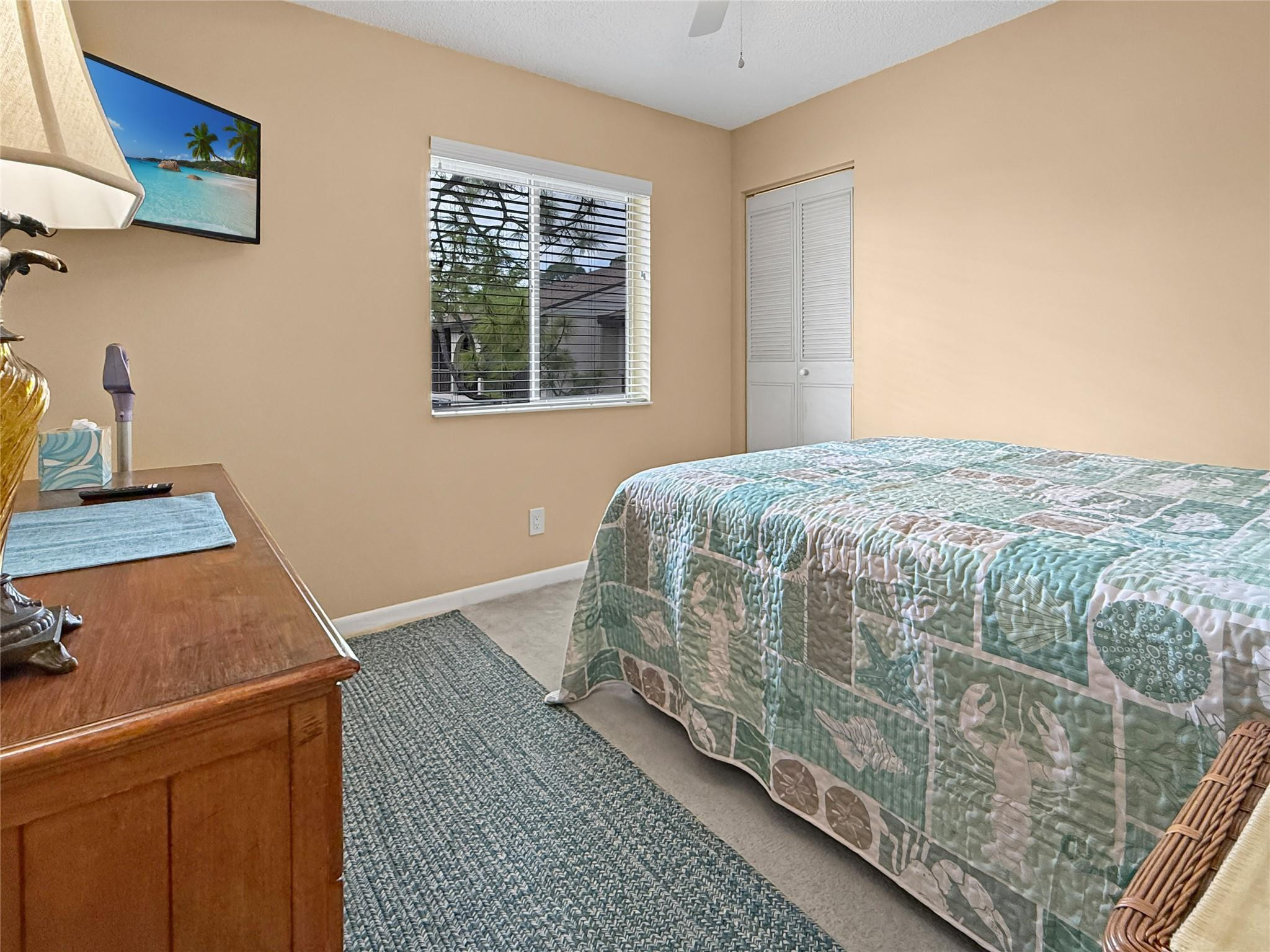 320 Knotty Pine Cir A2