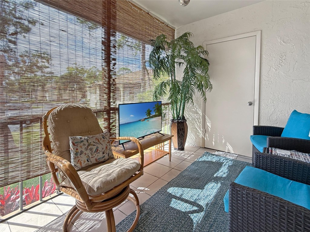 320 Knotty Pine Cir A2