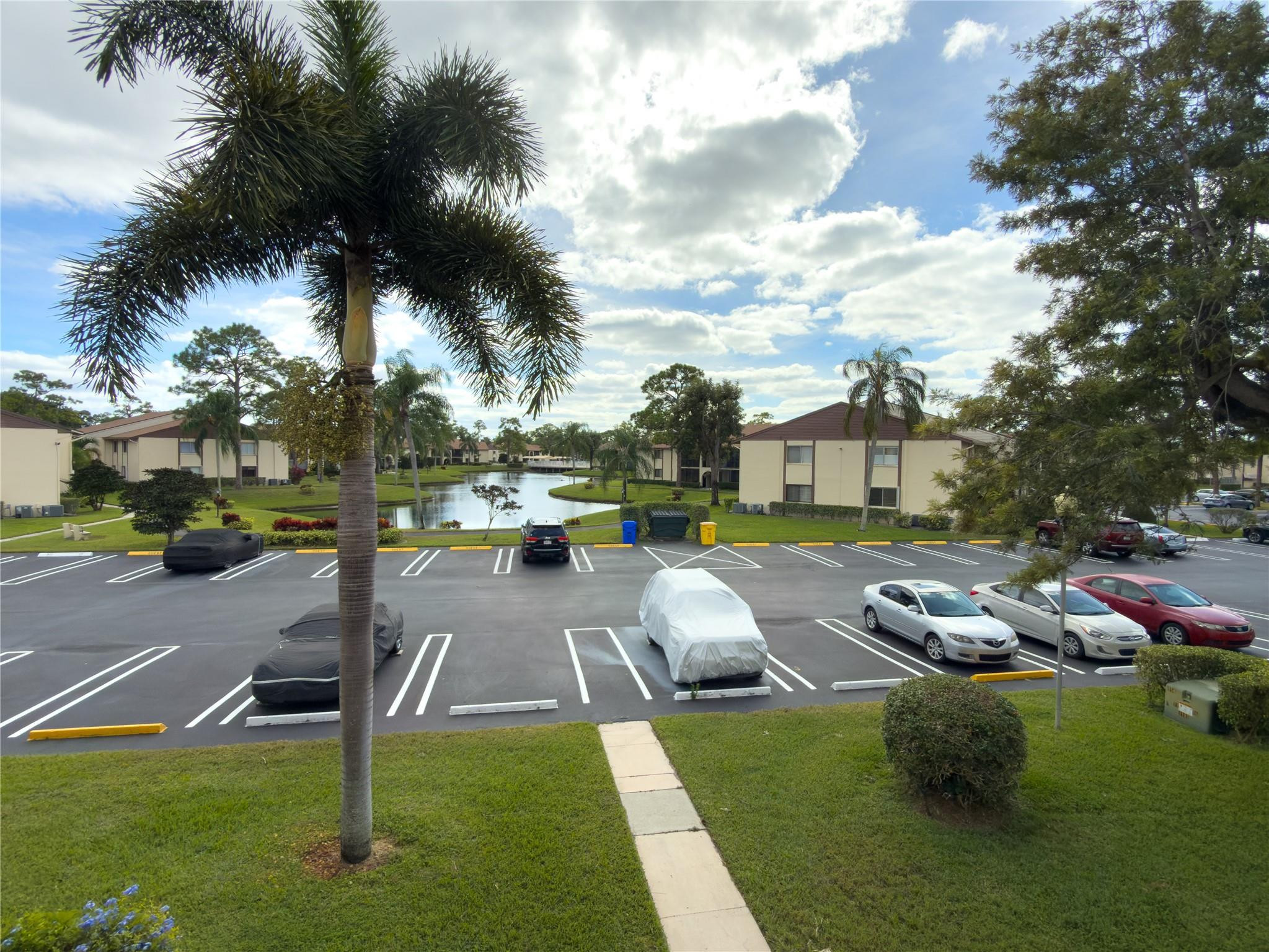 320 Knotty Pine Cir A2