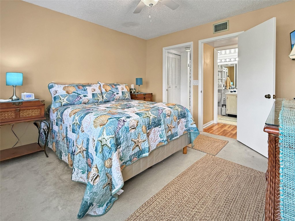 320 Knotty Pine Cir A2