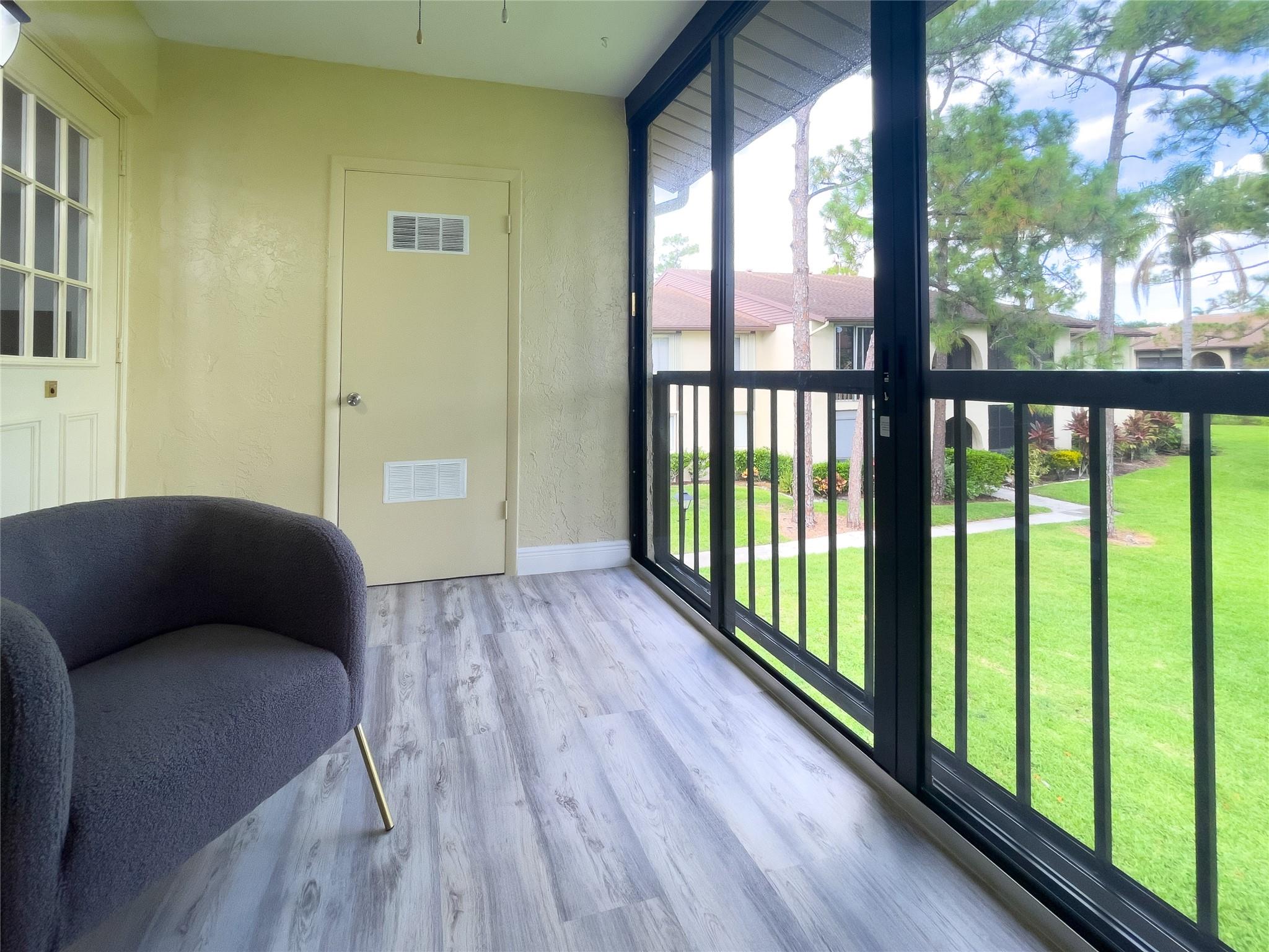 340 Knotty Pine Cir B2