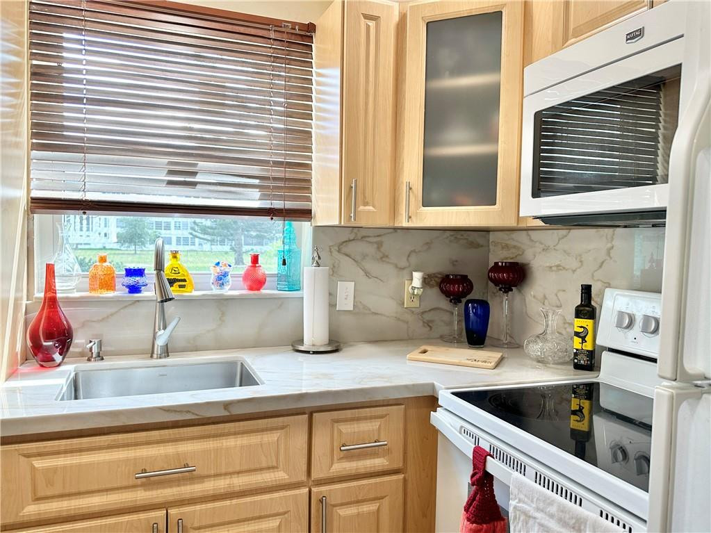 285 Oakridge Q 285